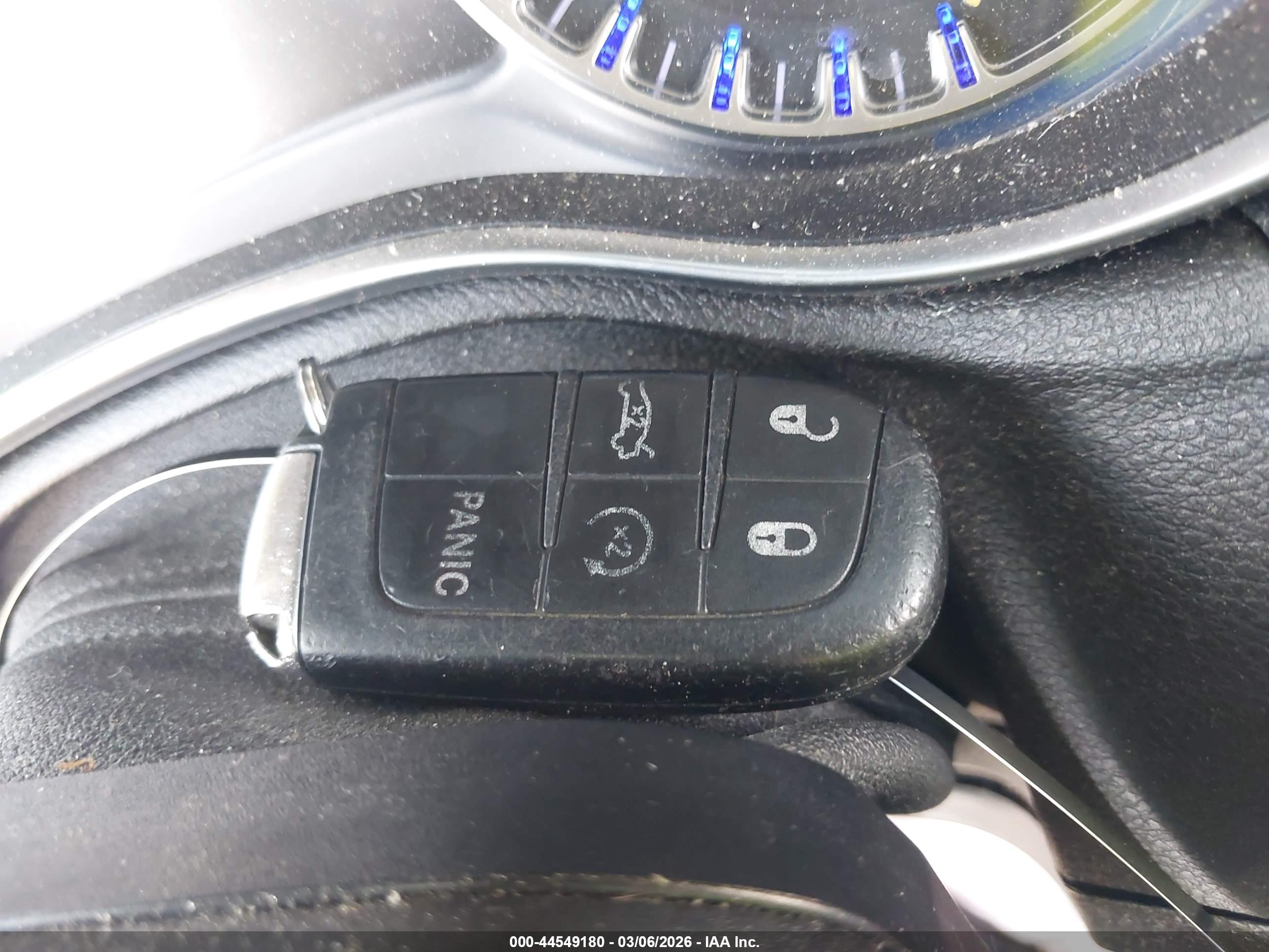 CHRYSLER 300C image 11