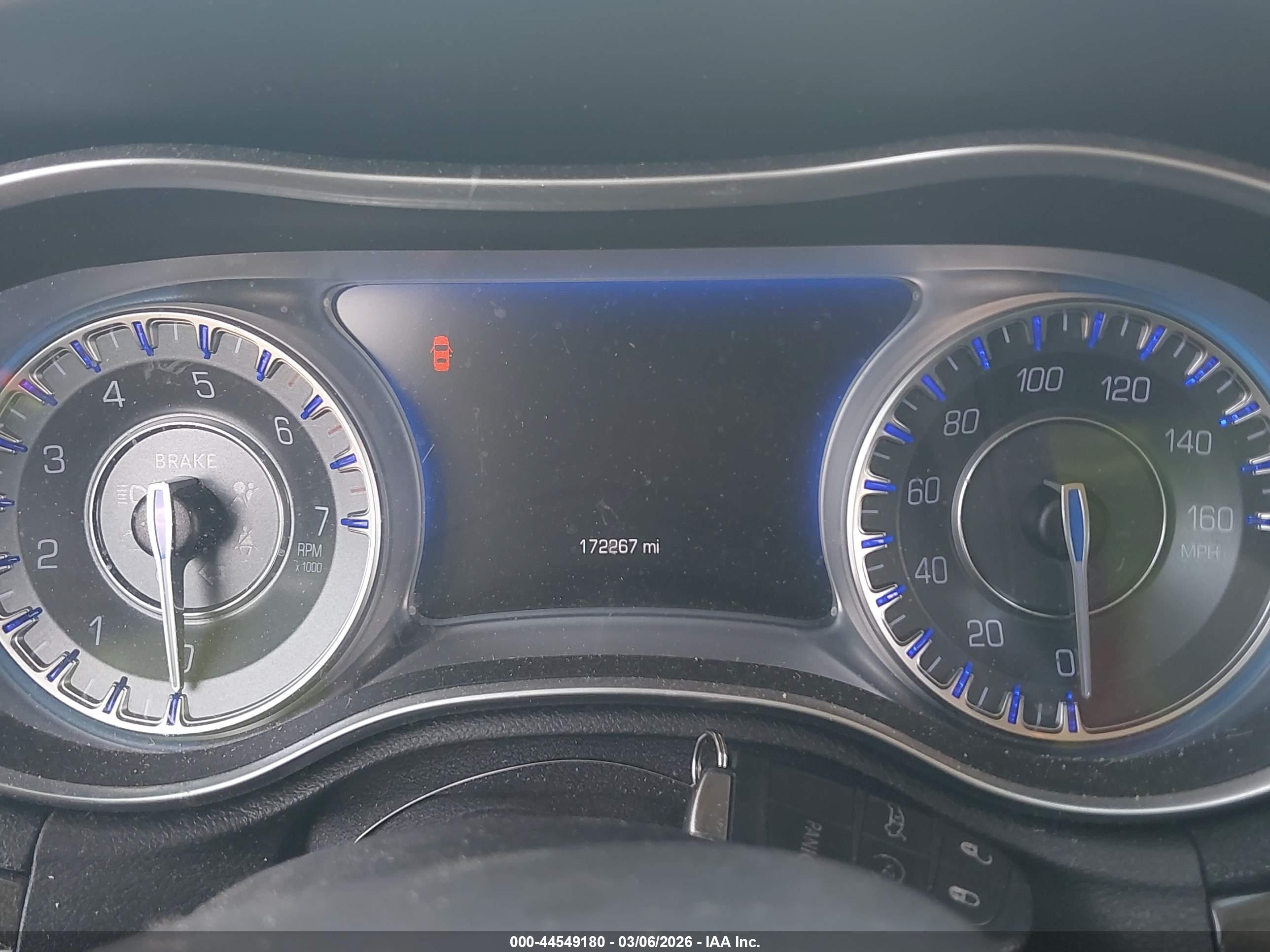 CHRYSLER 300C image 7