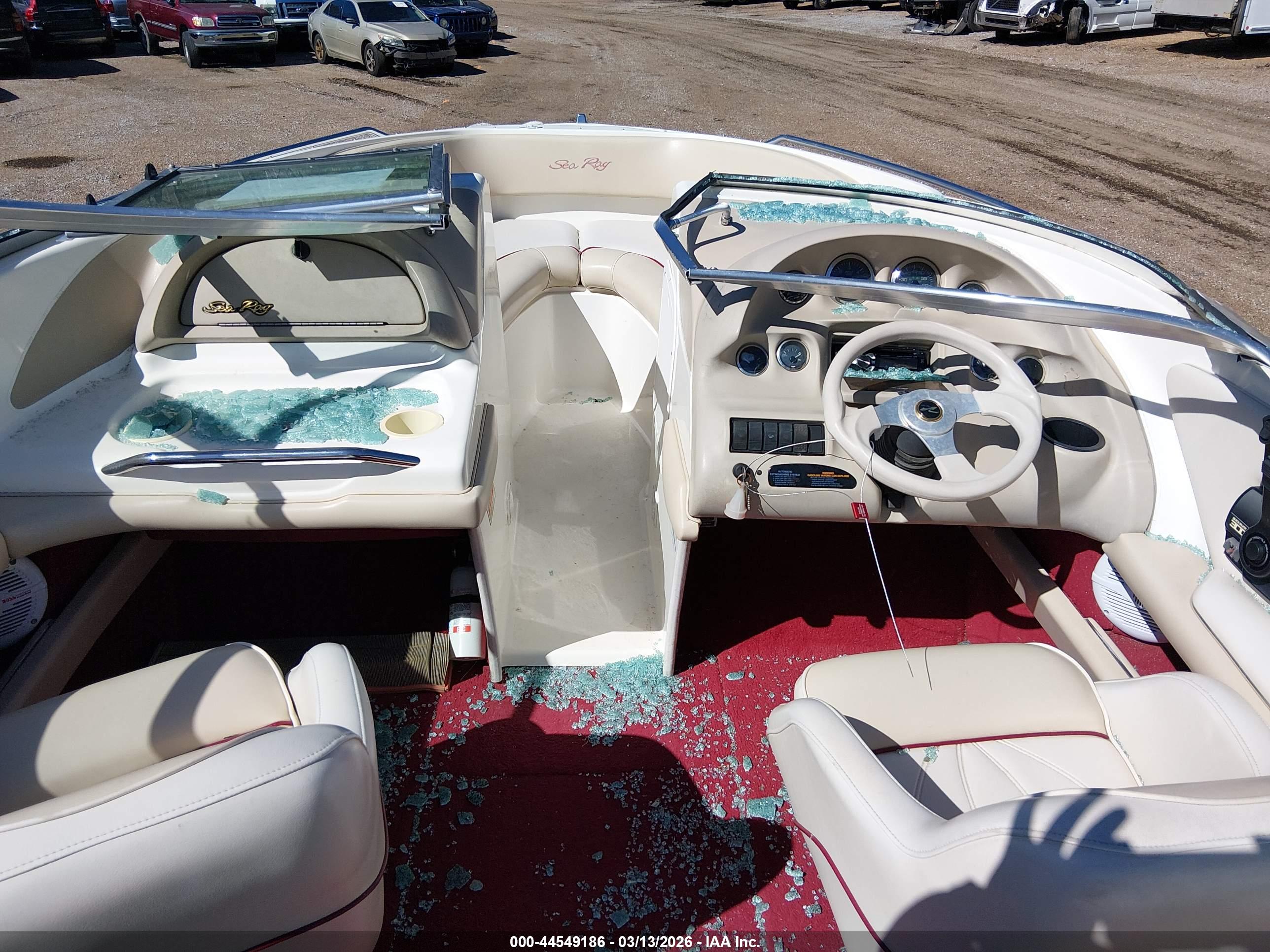SEA RAY image 8
