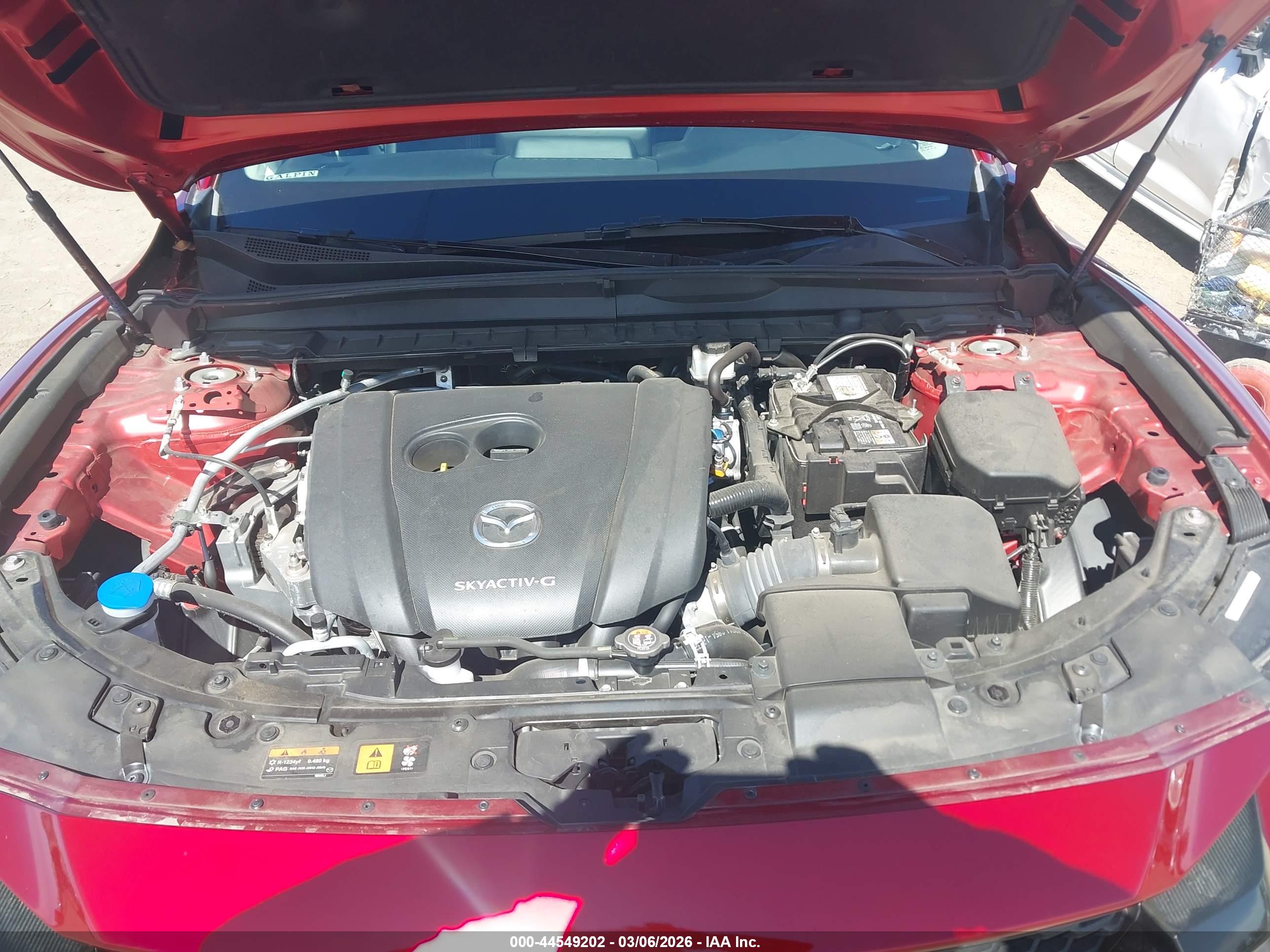 MAZDA CX-50 image 10