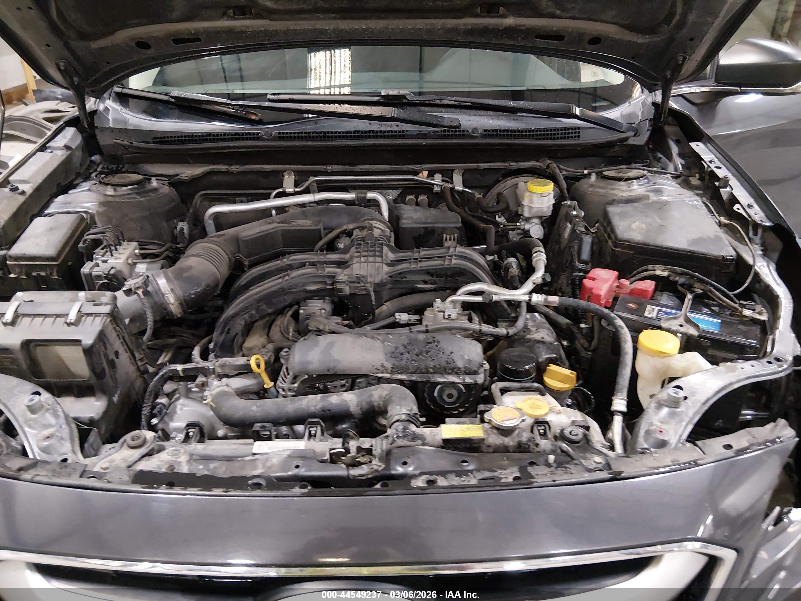 SUBARU OUTBACK image 10