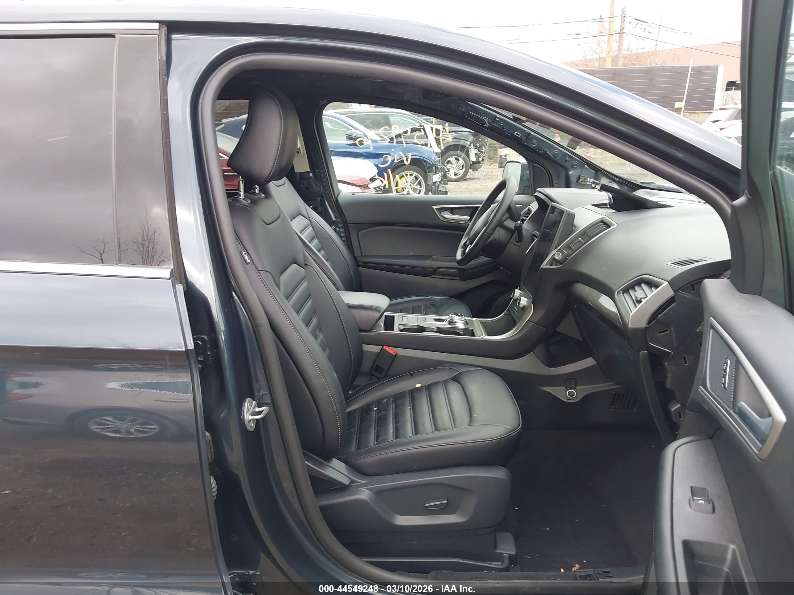 FORD EDGE image 5