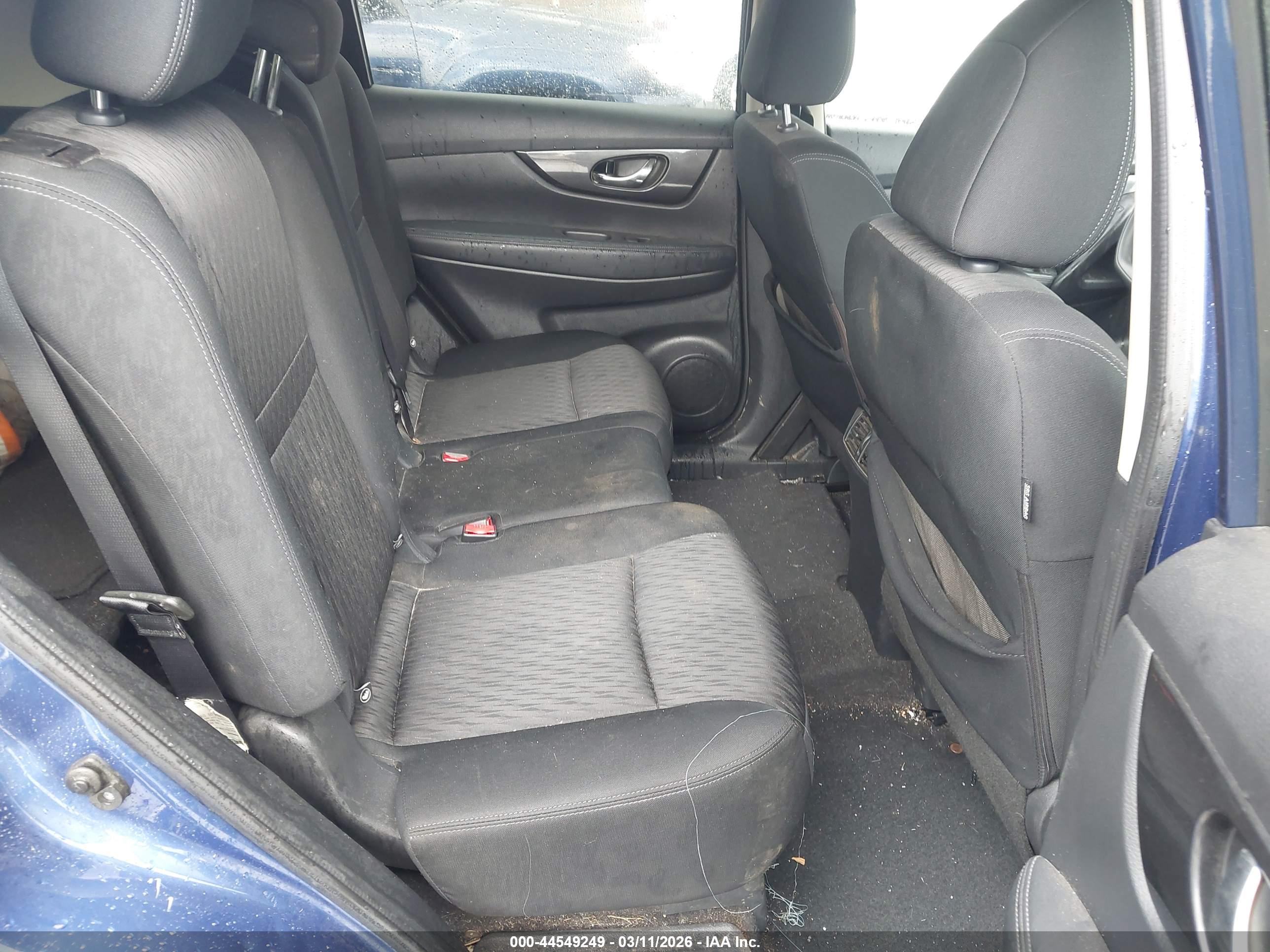 NISSAN ROGUE image 8