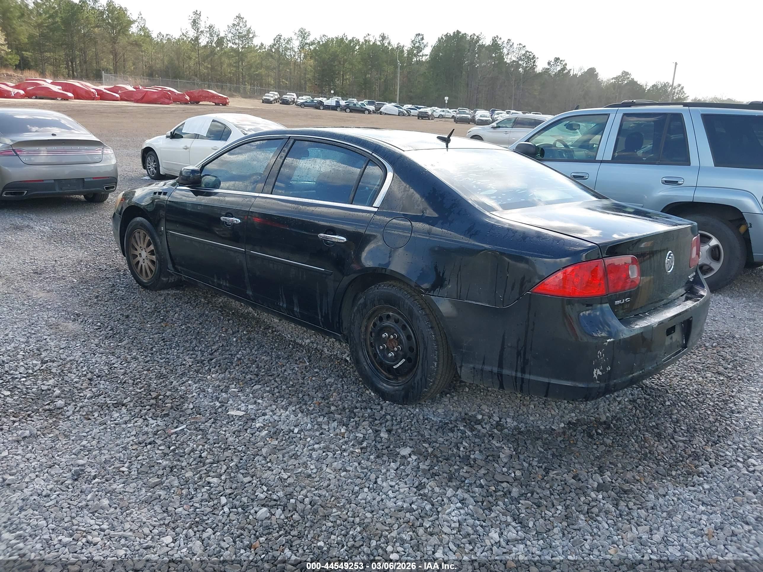 BUICK LUCERNE image 3