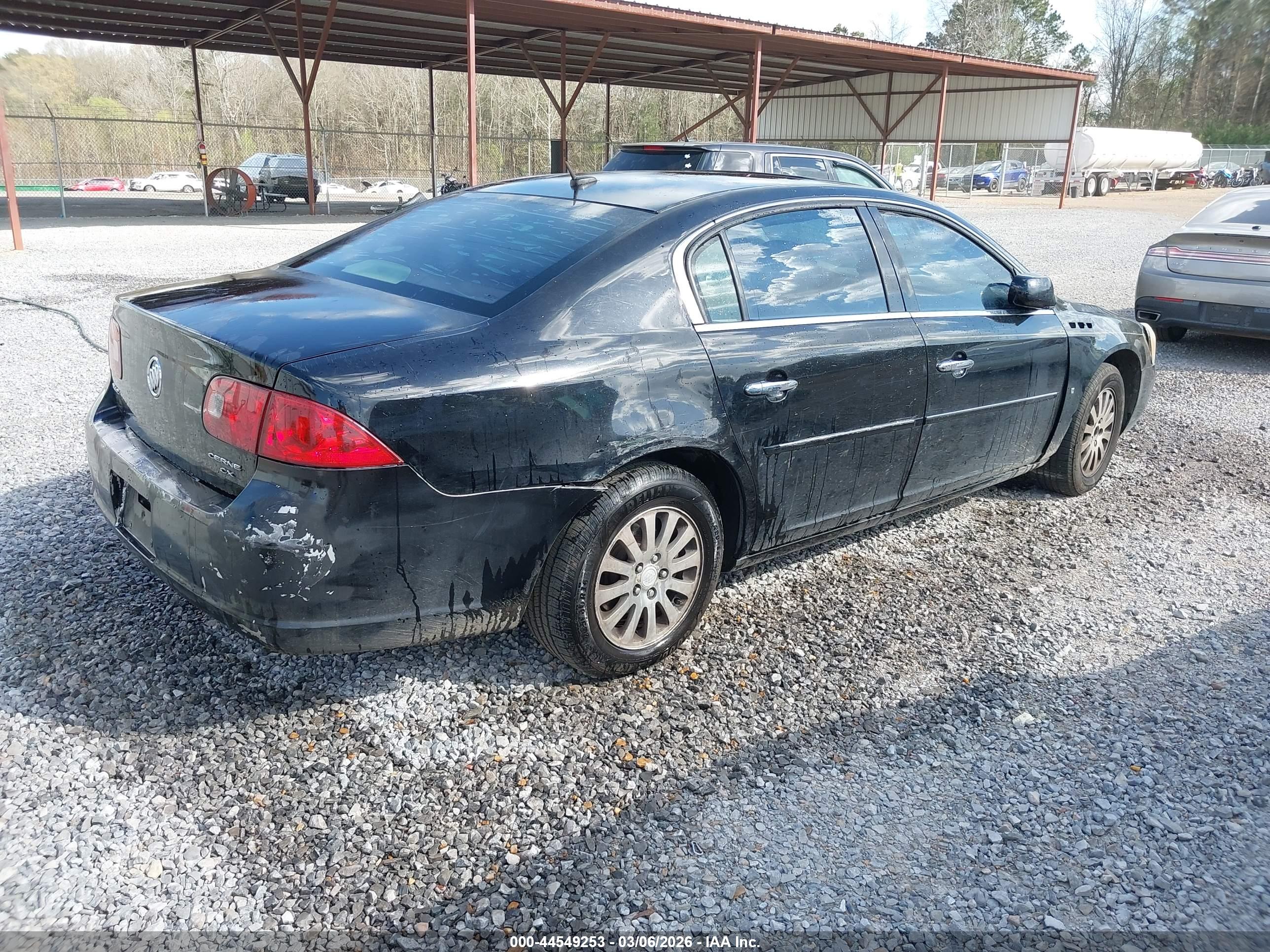 BUICK LUCERNE image 4