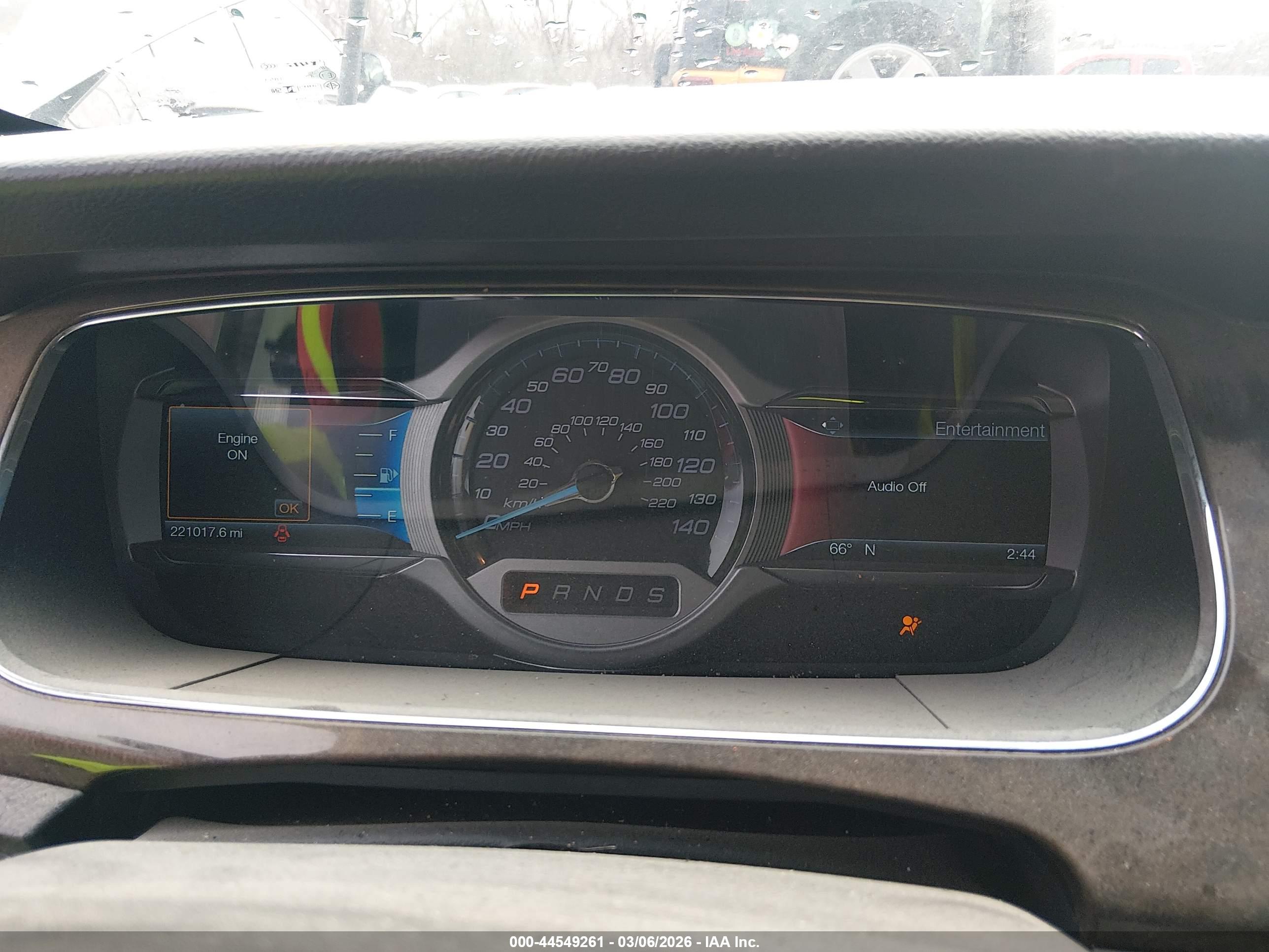 FORD TAURUS image 7