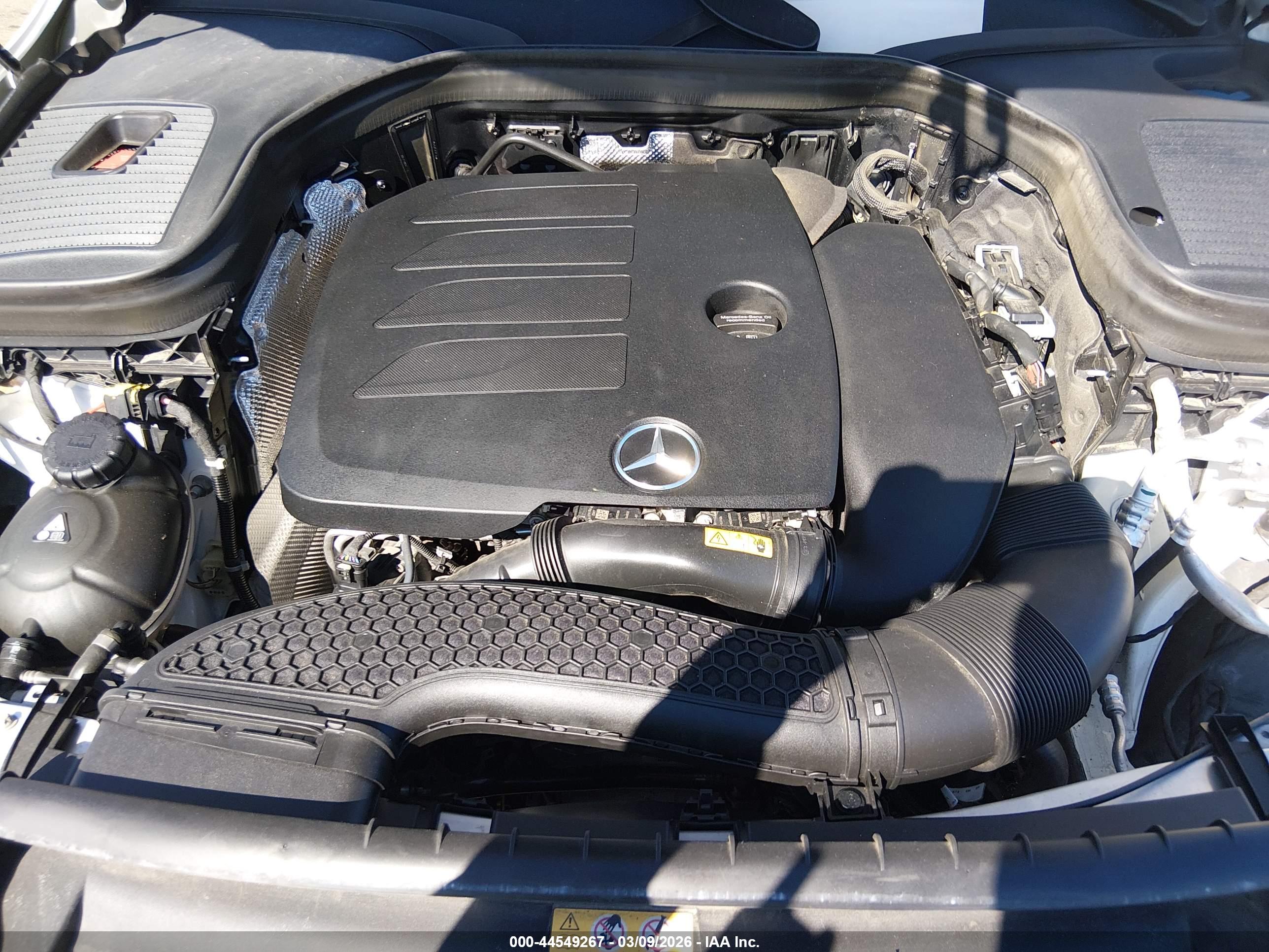 MERCEDES-BENZ GLC image 10