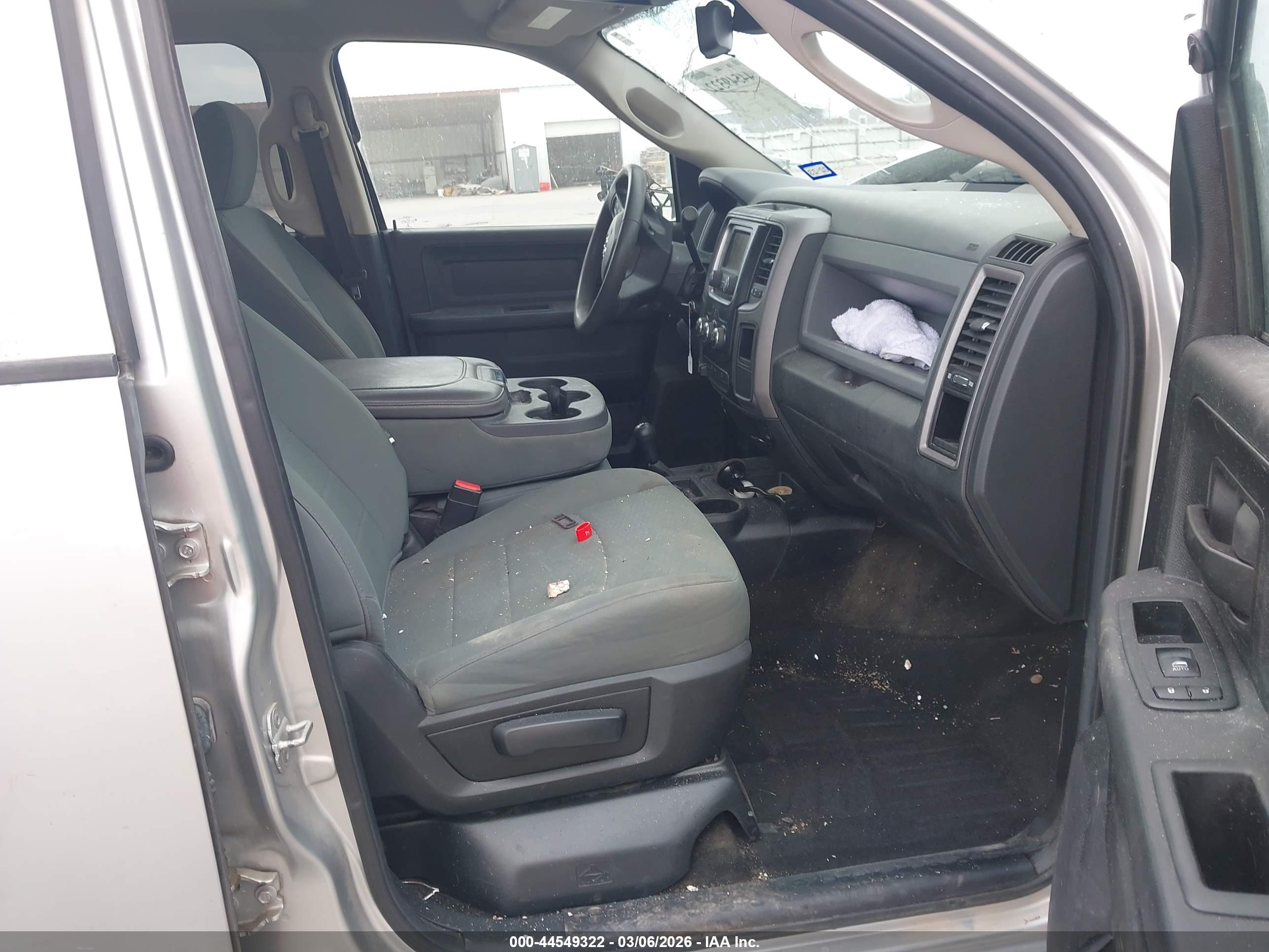 RAM 2500 image 5