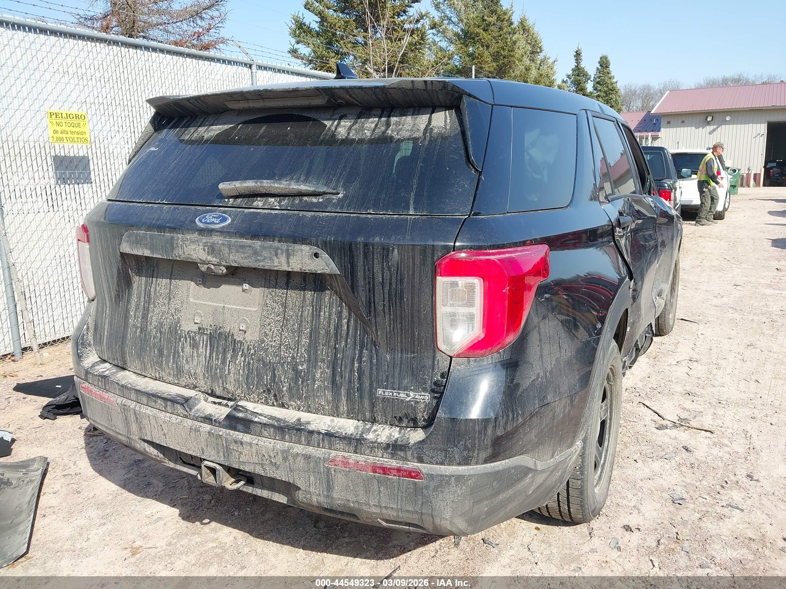 FORD POLICE image 4