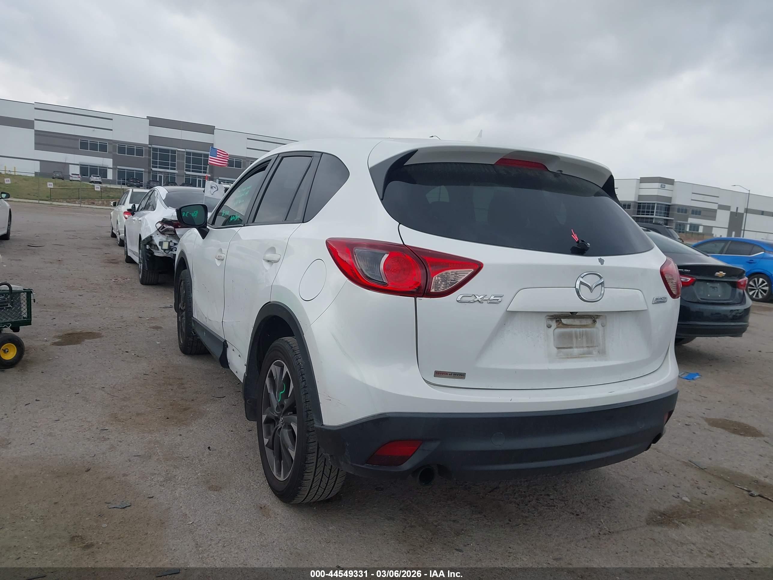 MAZDA CX-5 image 3