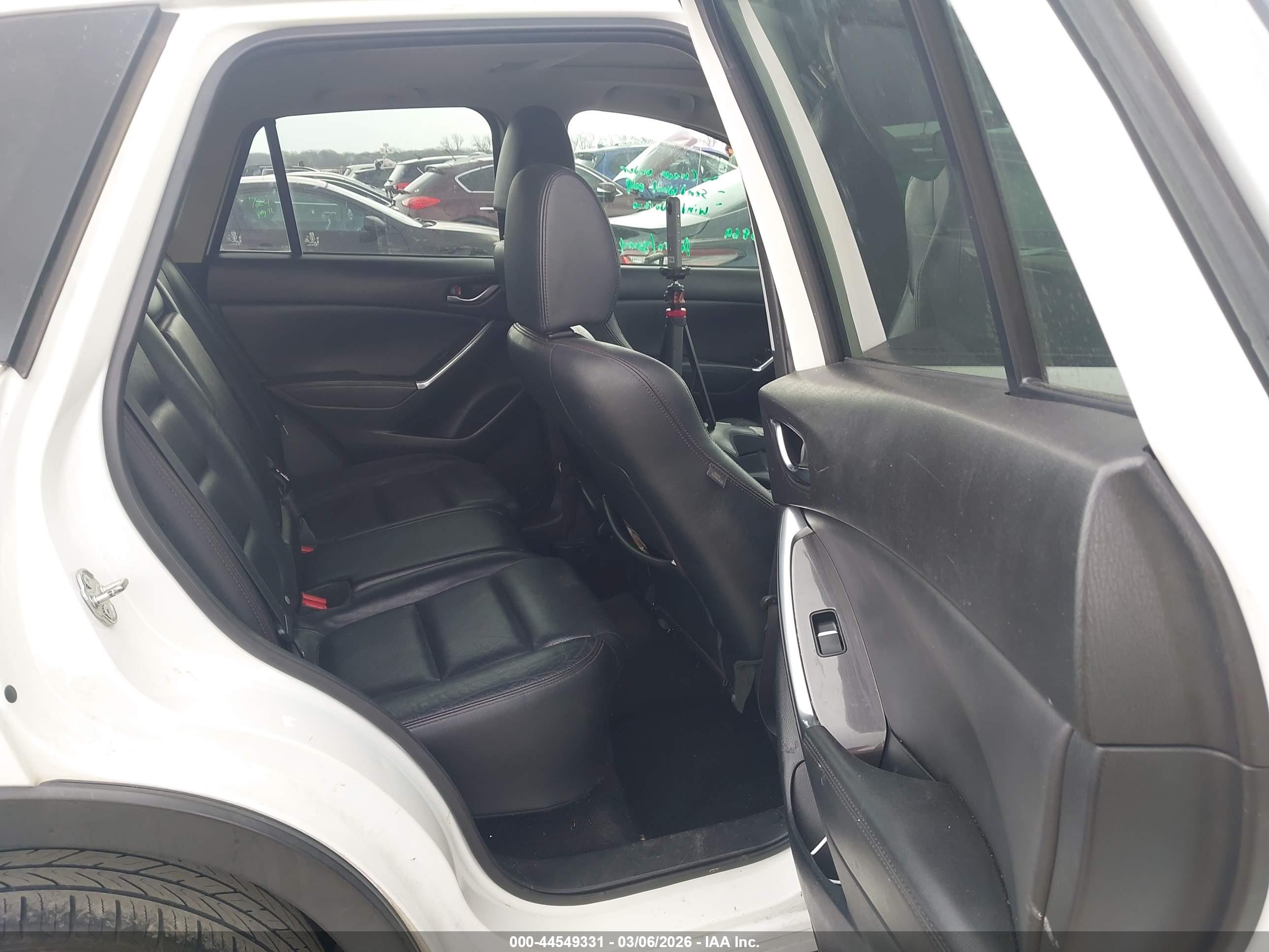 MAZDA CX-5 image 8