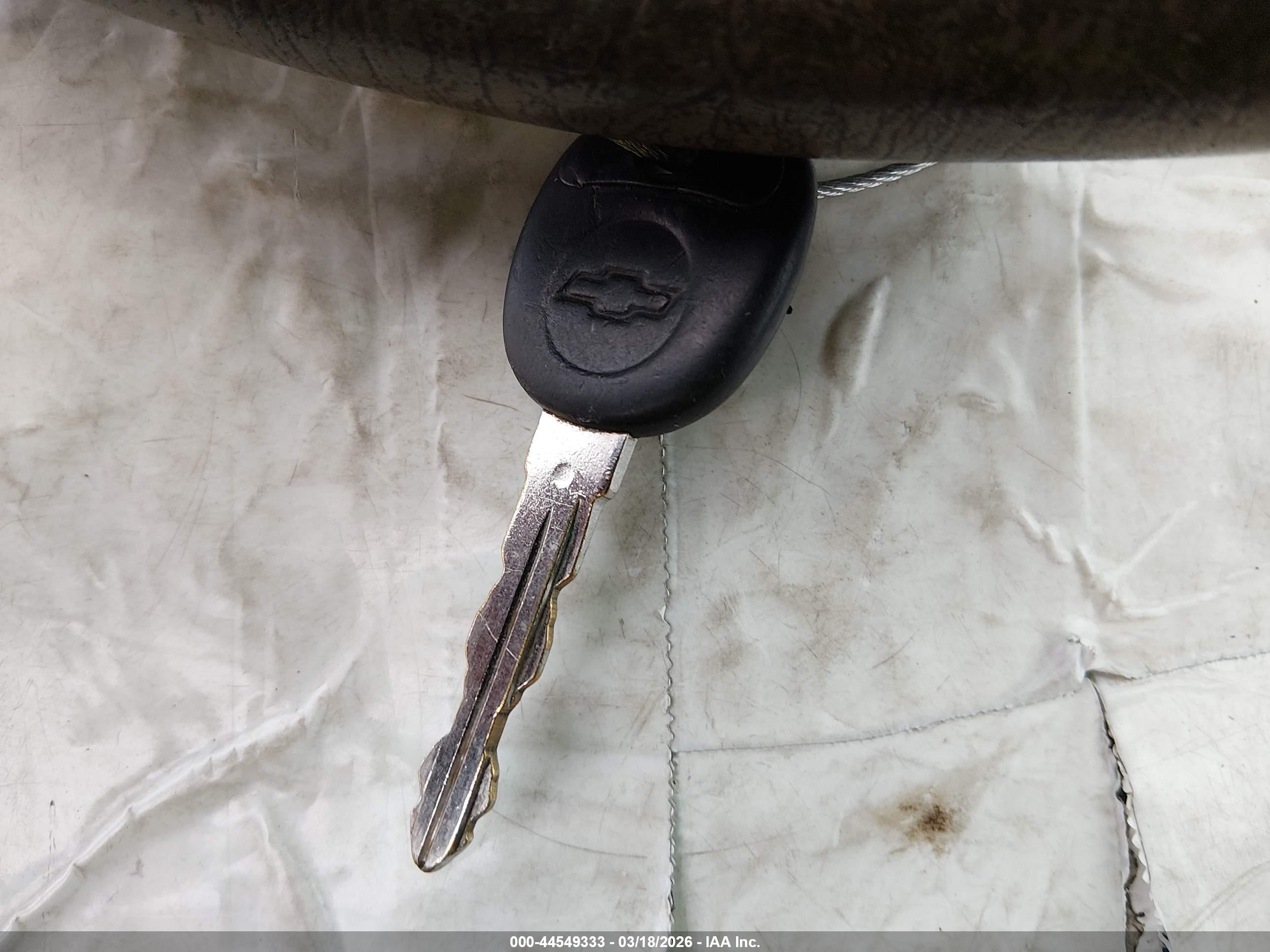 CHEVROLET CLASSIC image 11