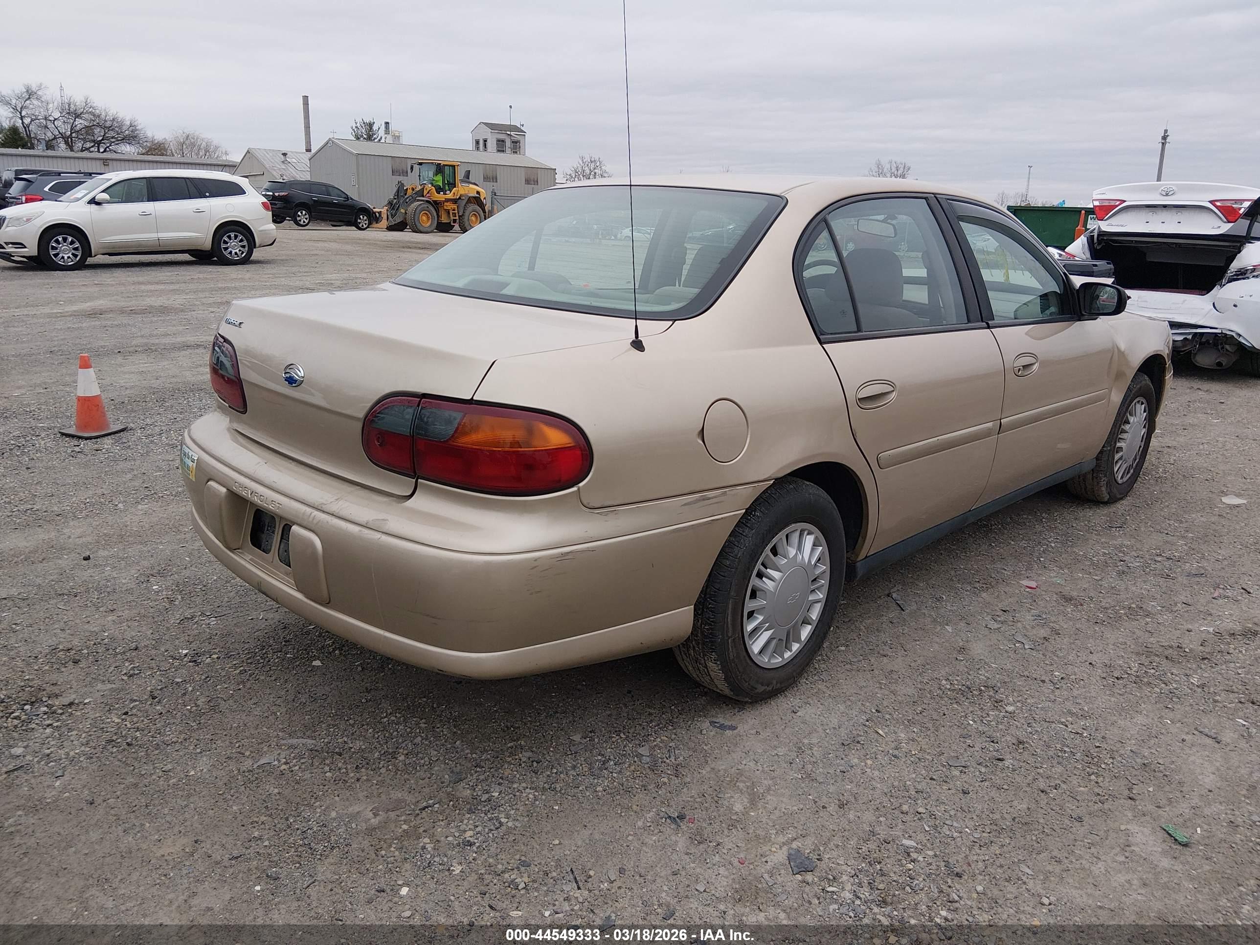 CHEVROLET CLASSIC image 4