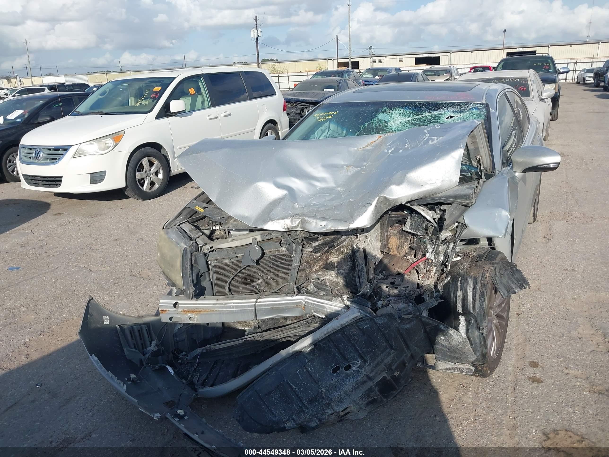 LEXUS ES image 6