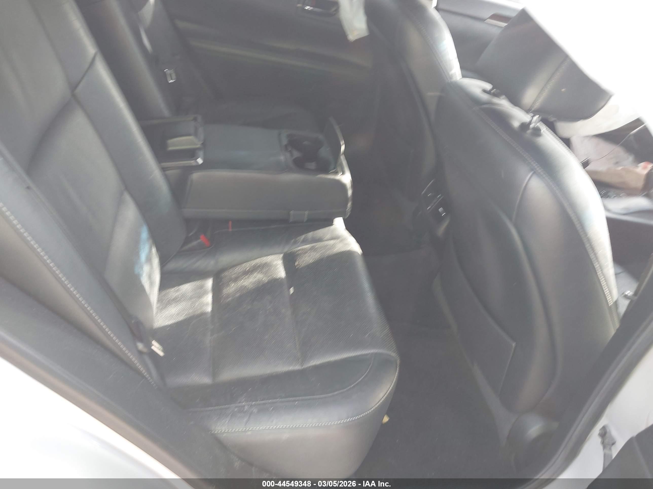 LEXUS ES image 8
