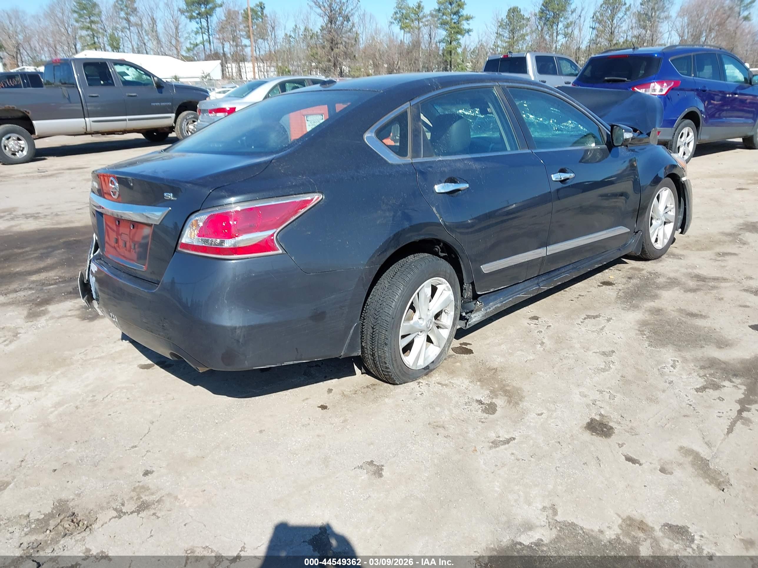 NISSAN ALTIMA image 4