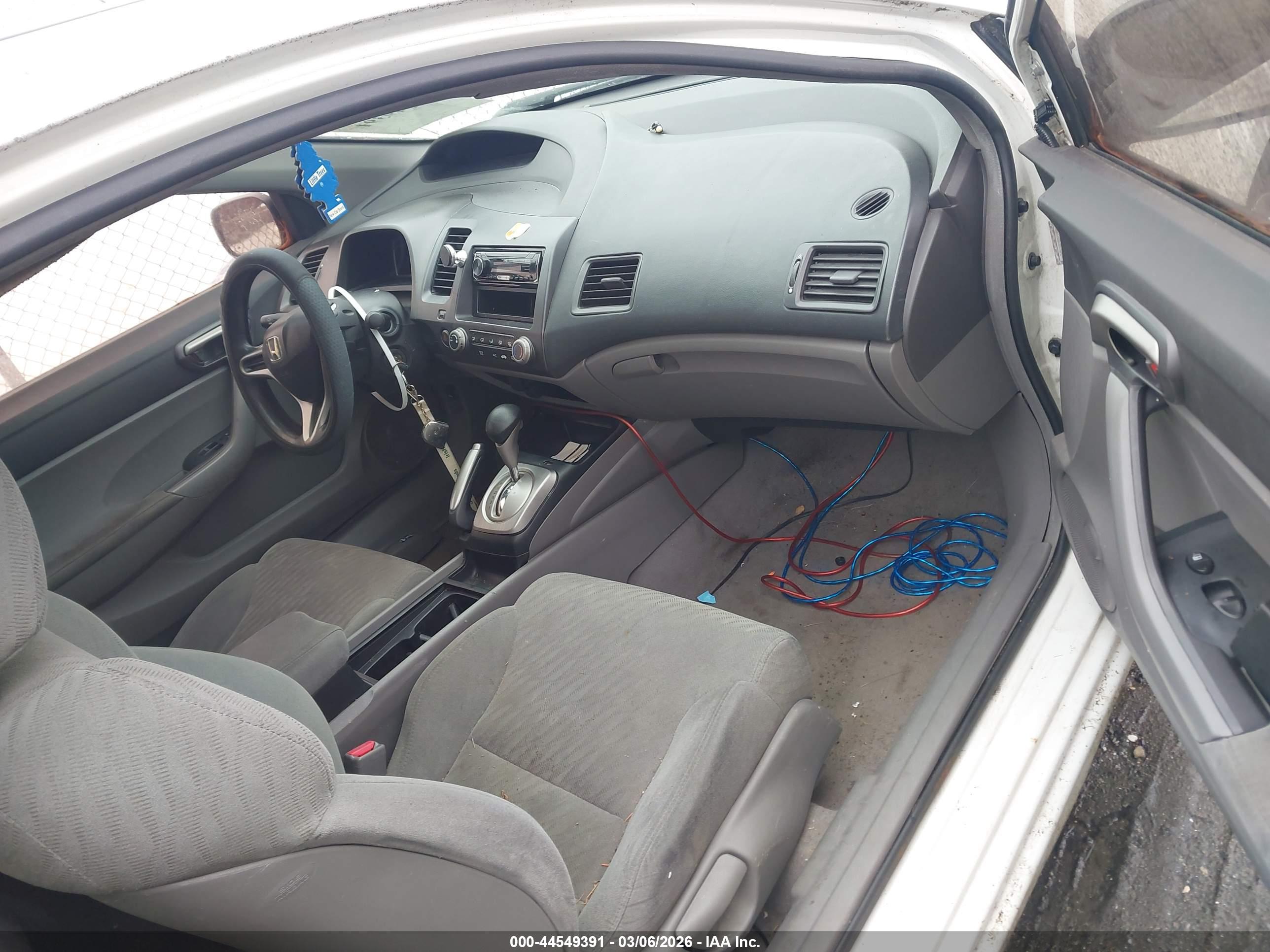 HONDA CIVIC image 5