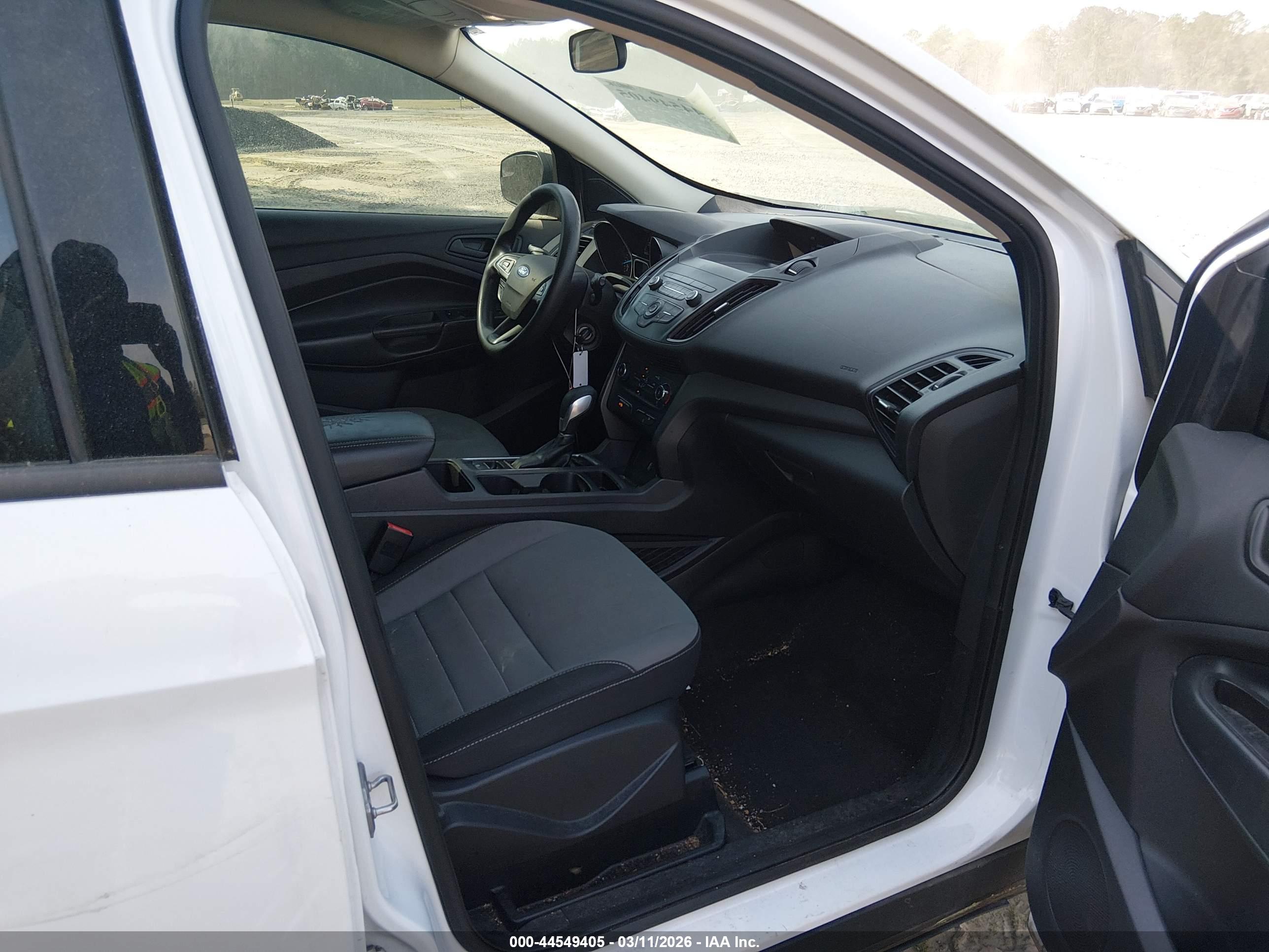 FORD ESCAPE image 5