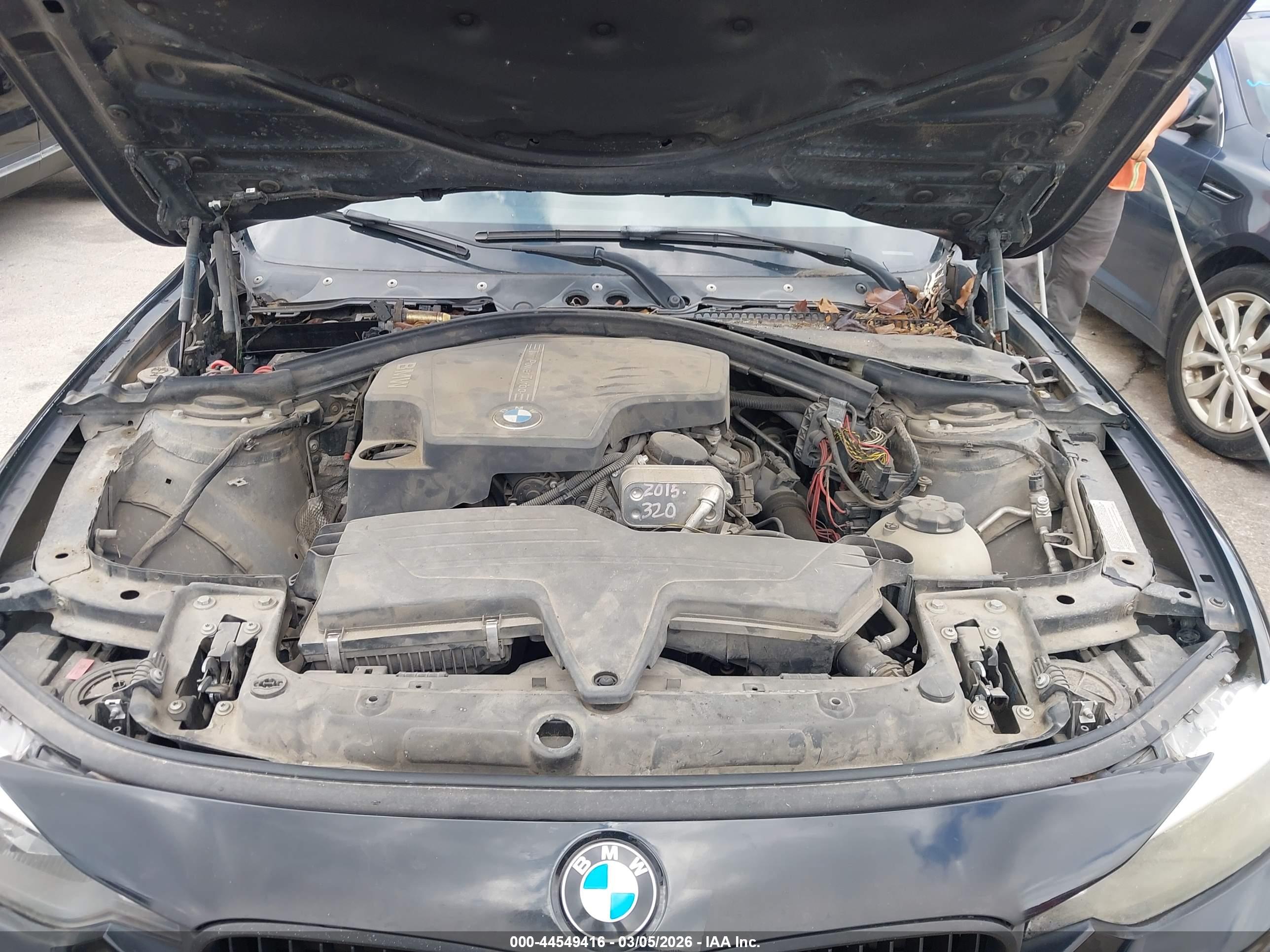 BMW 328I image 10
