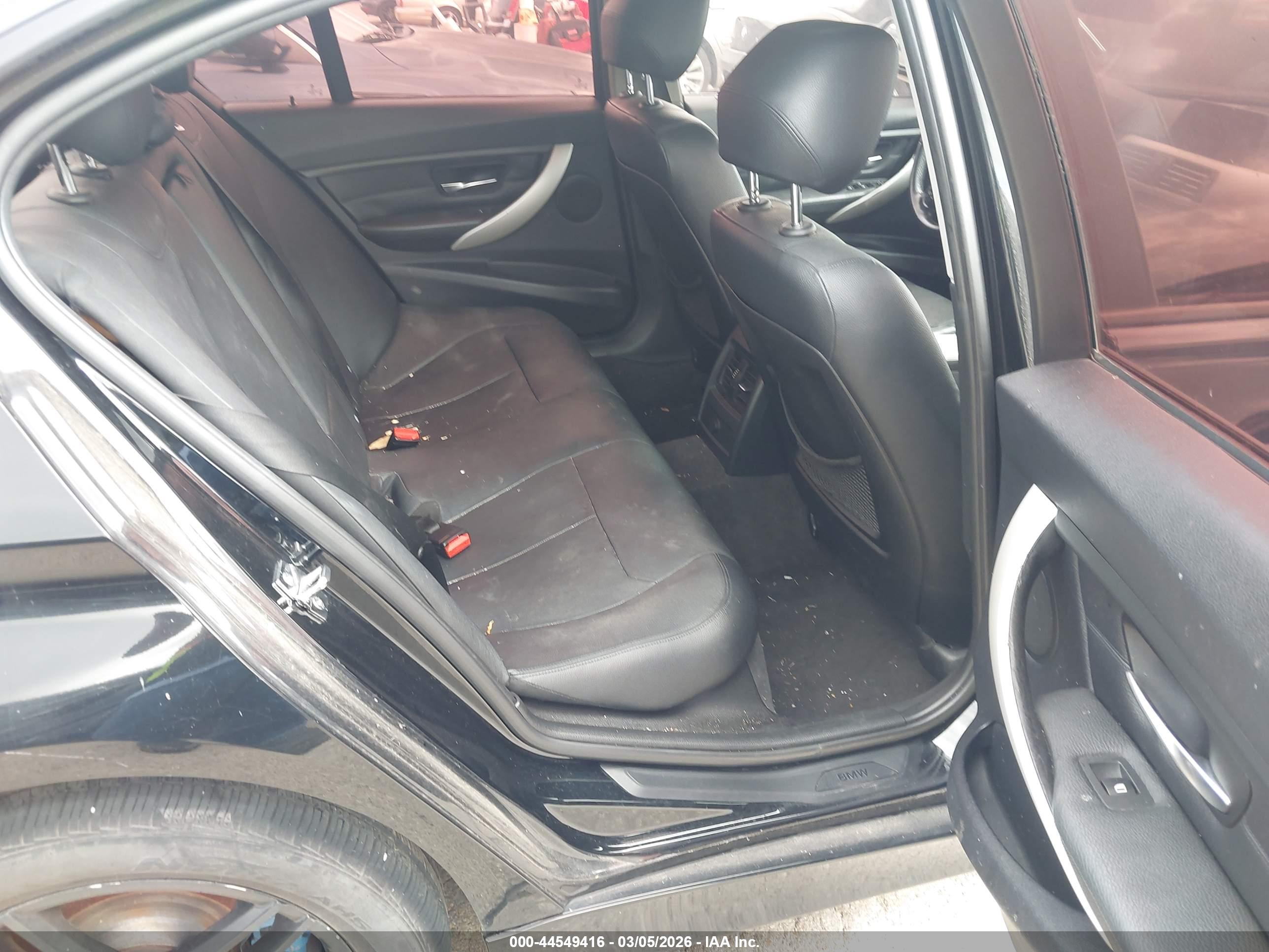 BMW 328I image 8
