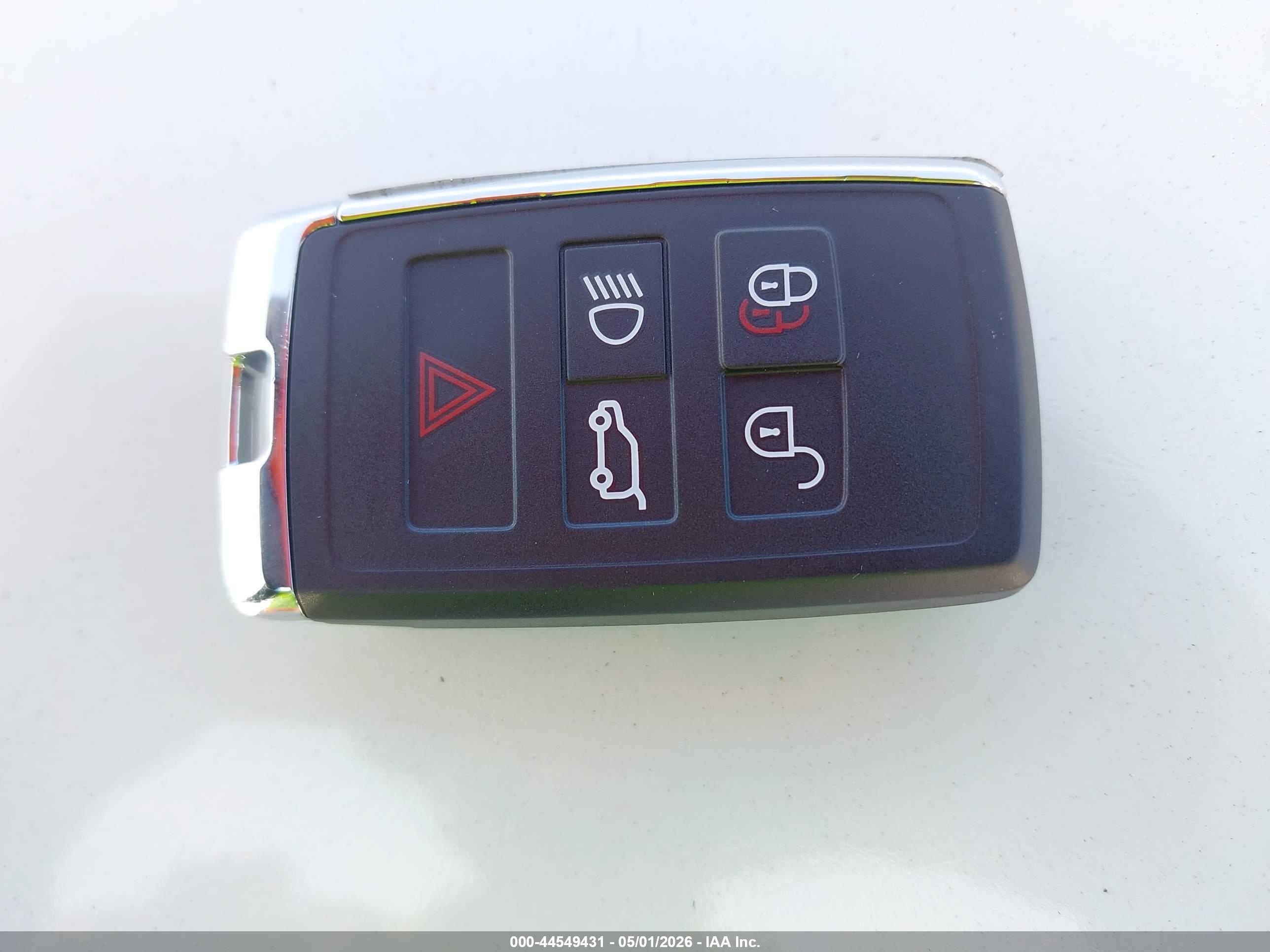 LAND ROVER image 11
