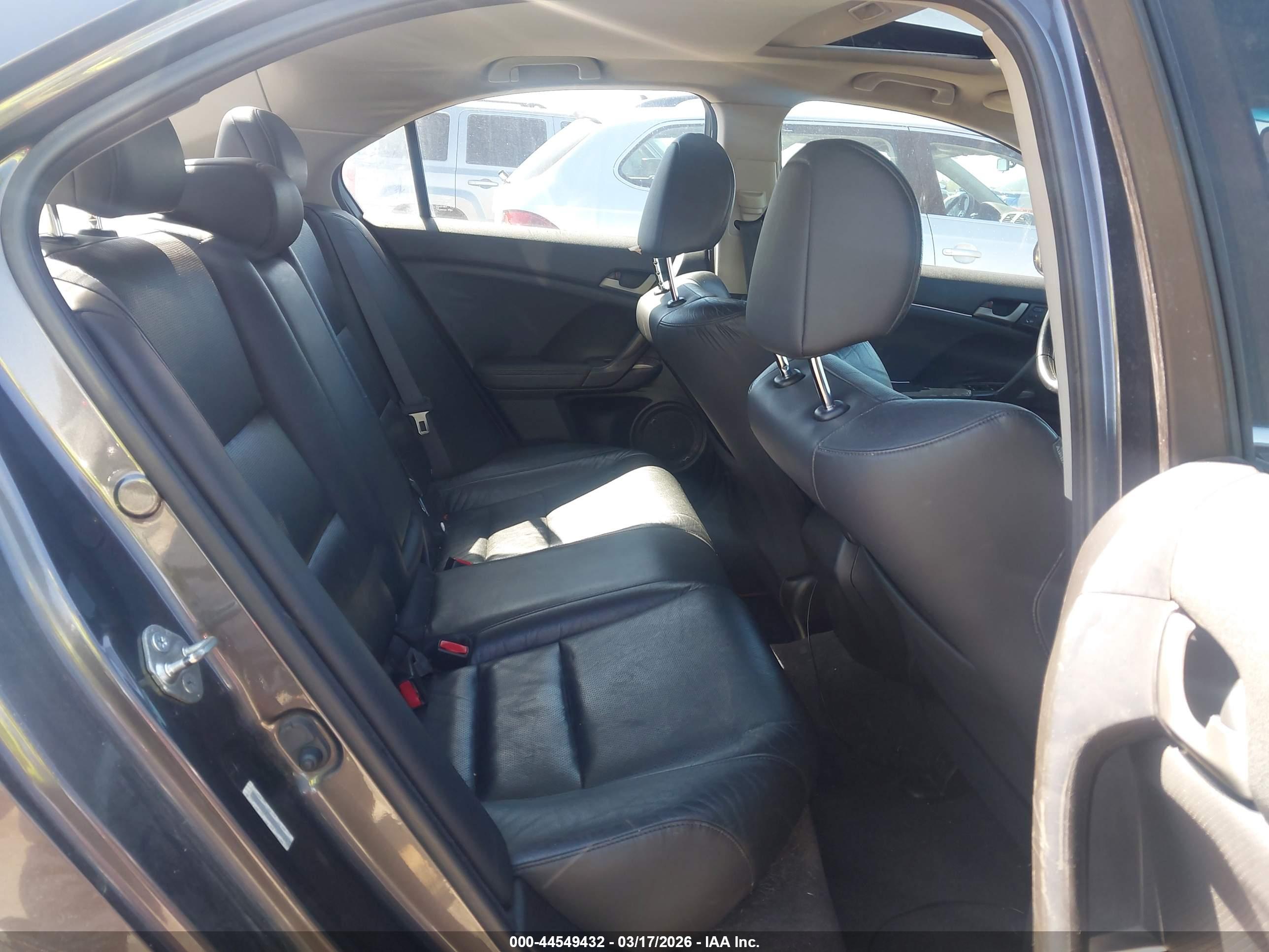 ACURA TSX image 8