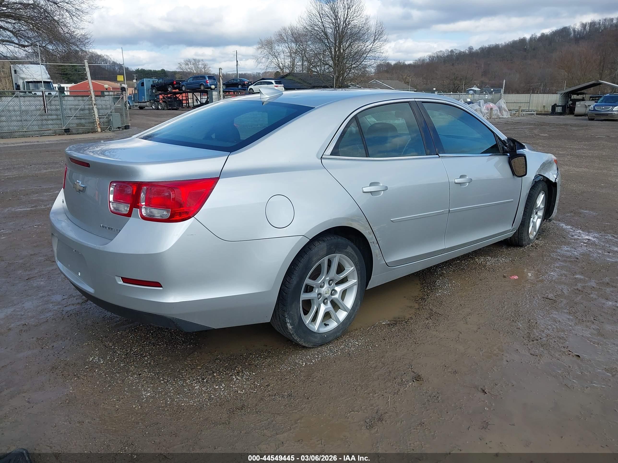 CHEVROLET MALIBU image 4