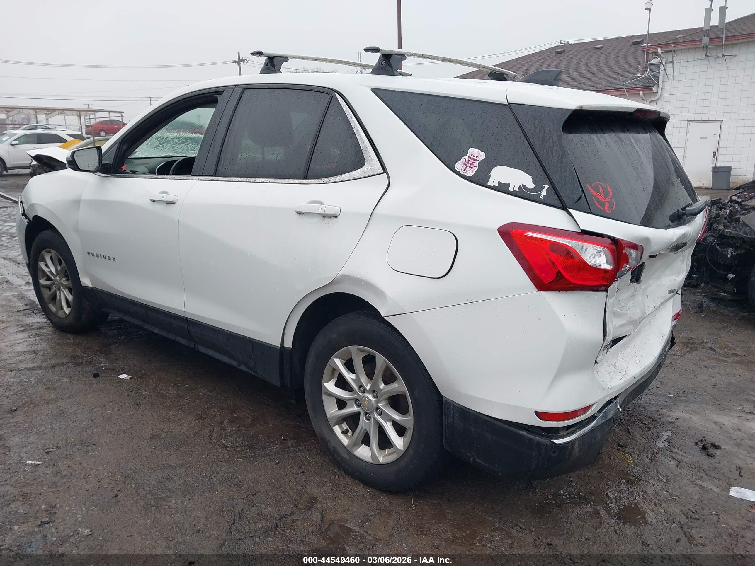 CHEVROLET EQUINOX image 3