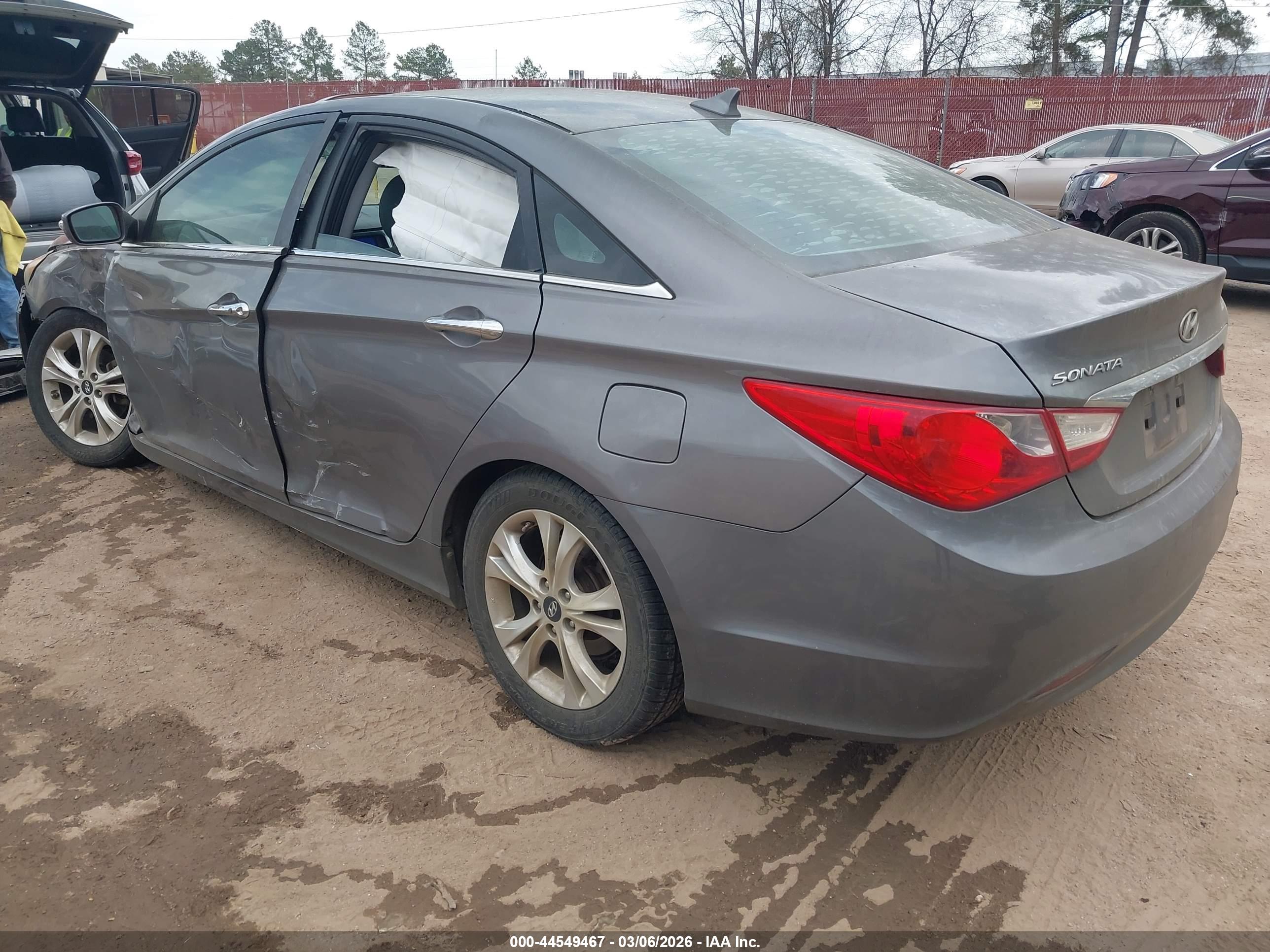 HYUNDAI SONATA image 3