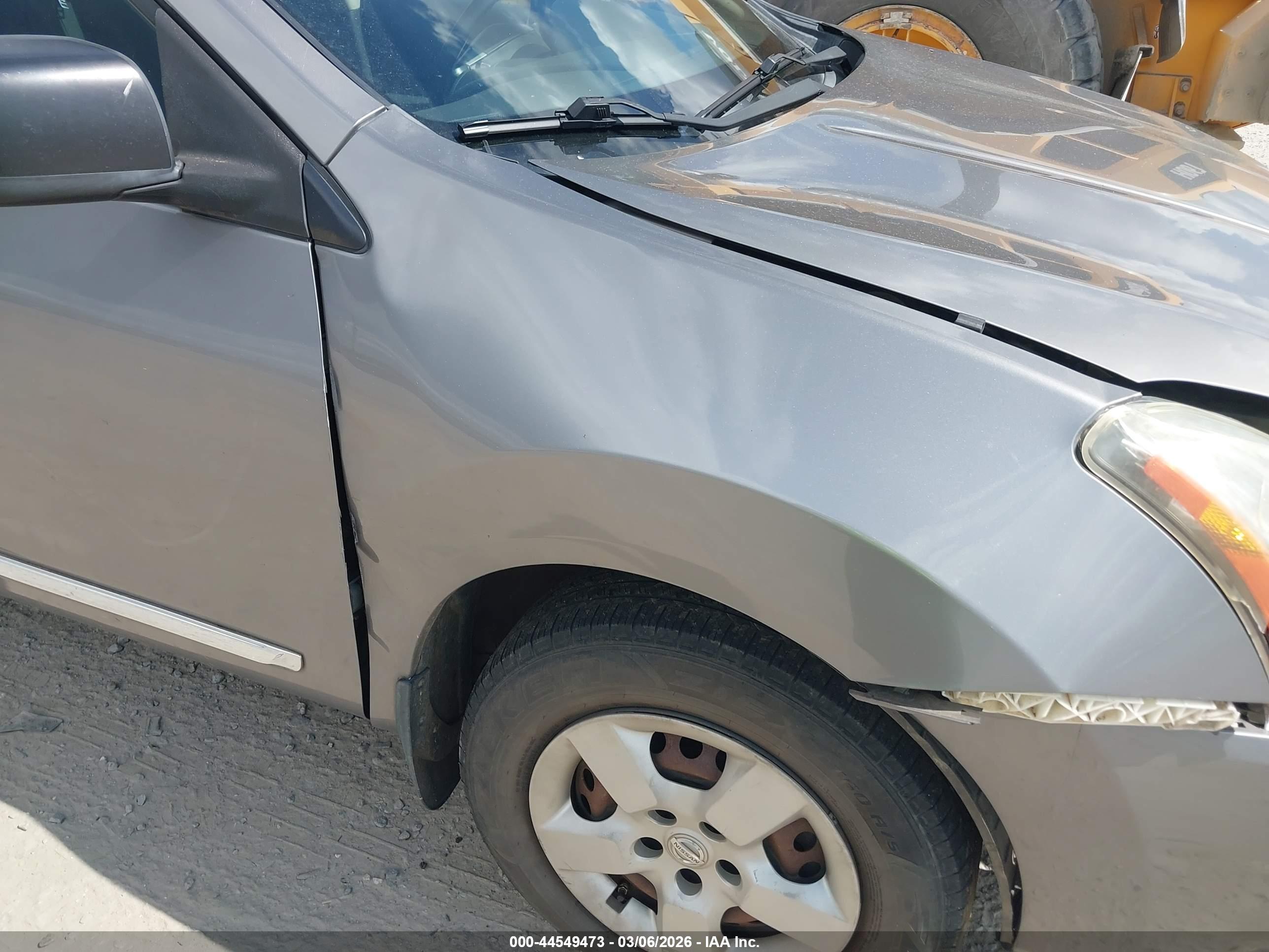 NISSAN ROGUE image 6