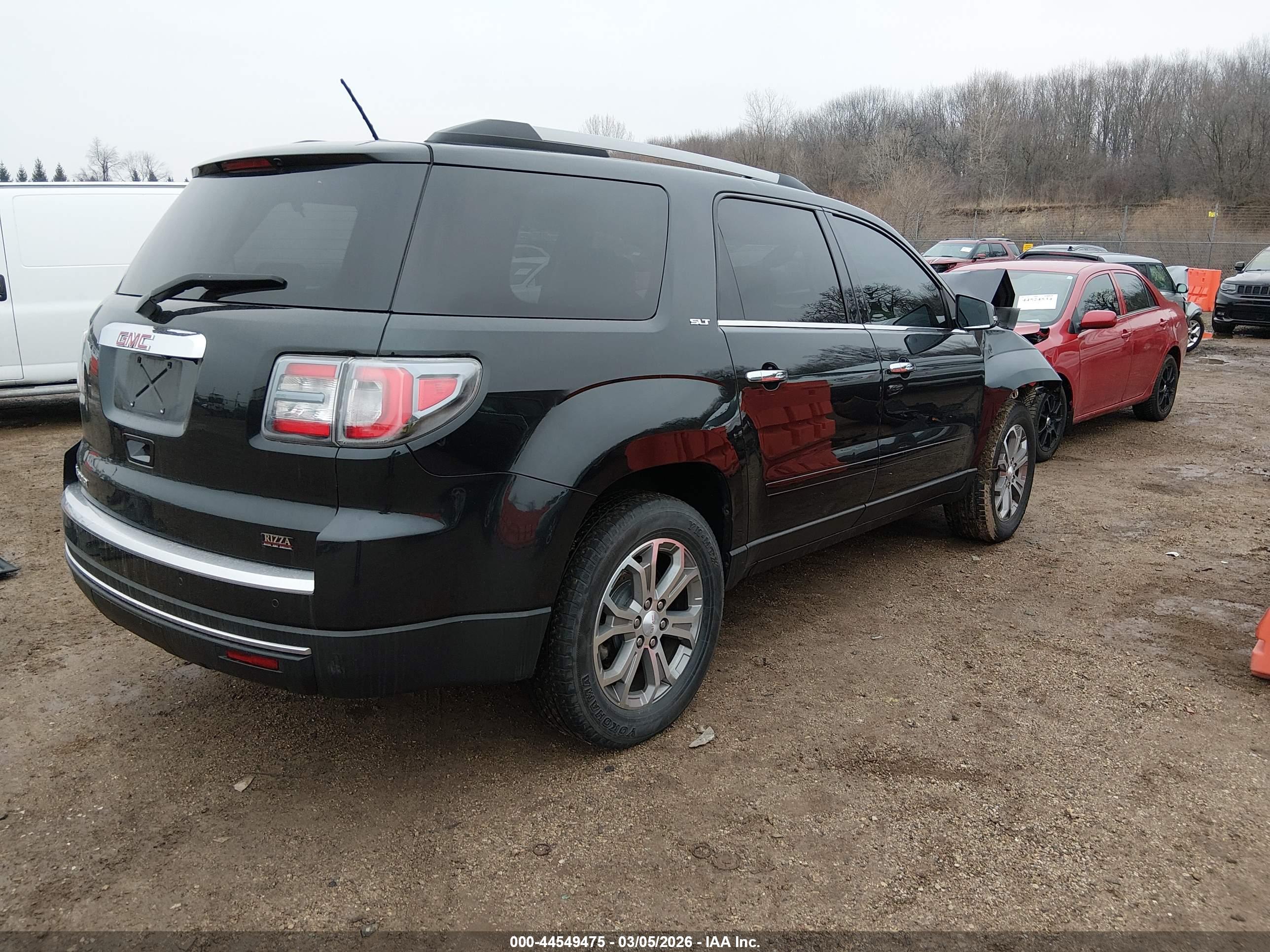 GMC ACADIA image 4