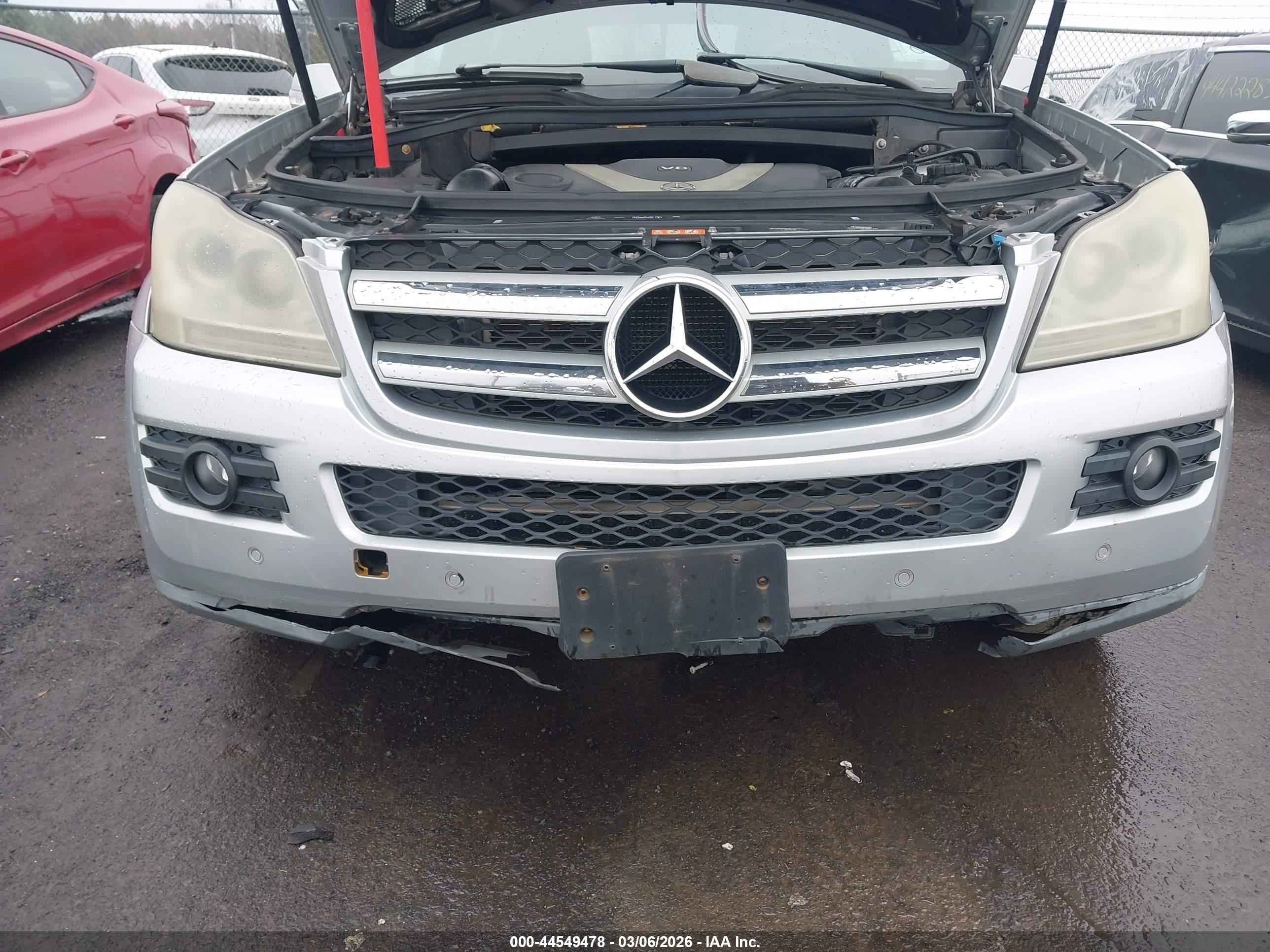 MERCEDES-BENZ GL image 6