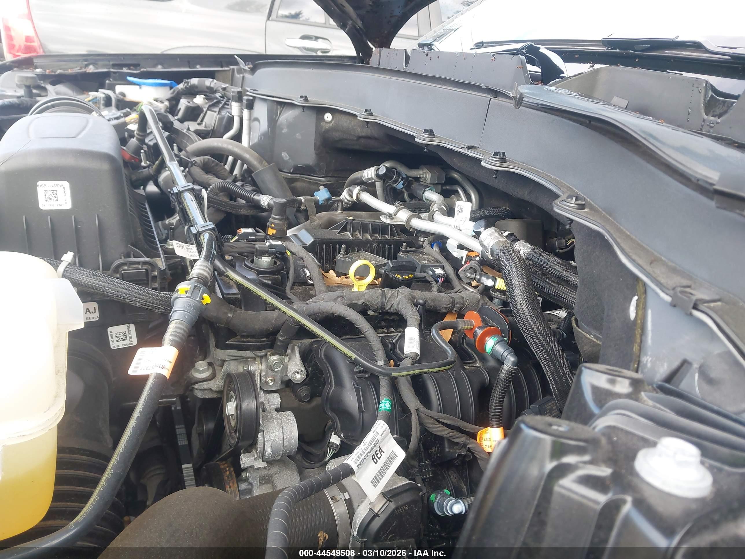 FORD EXPLORER image 10