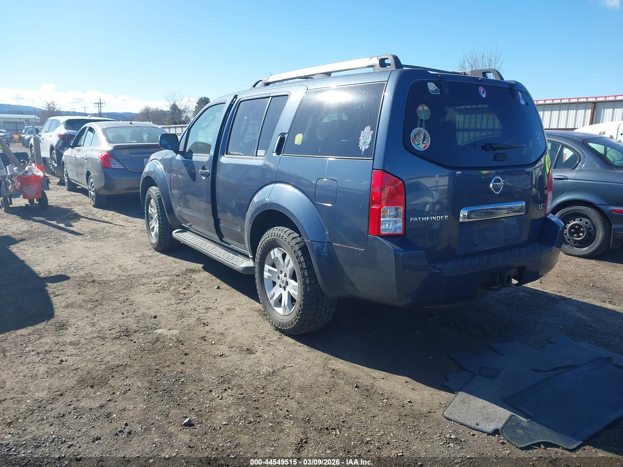 NISSAN PATHFINDER image 3