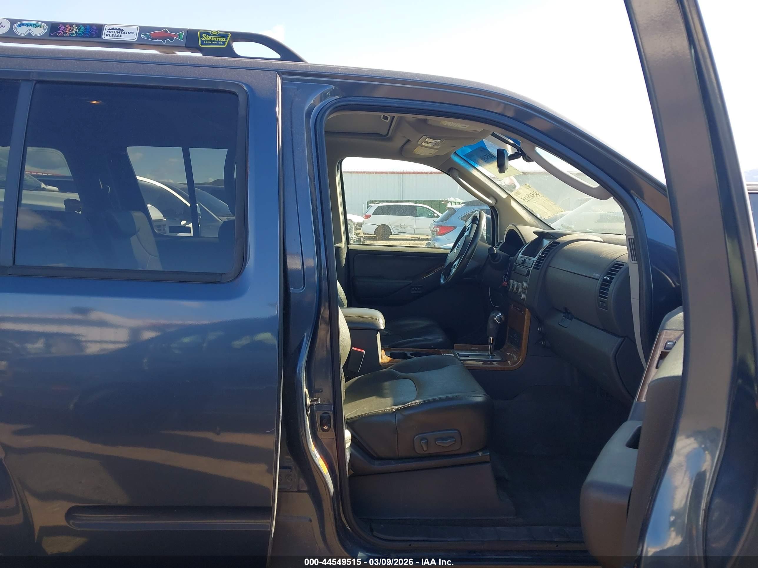 NISSAN PATHFINDER image 5