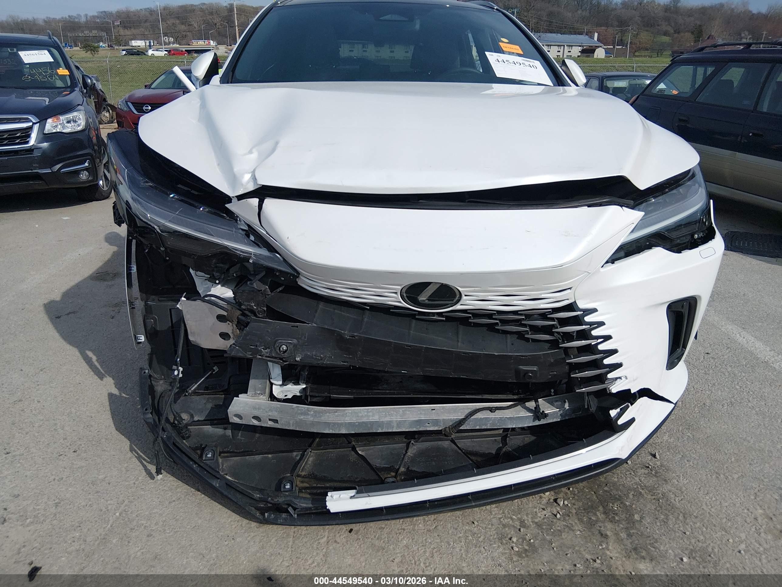 LEXUS RX image 6