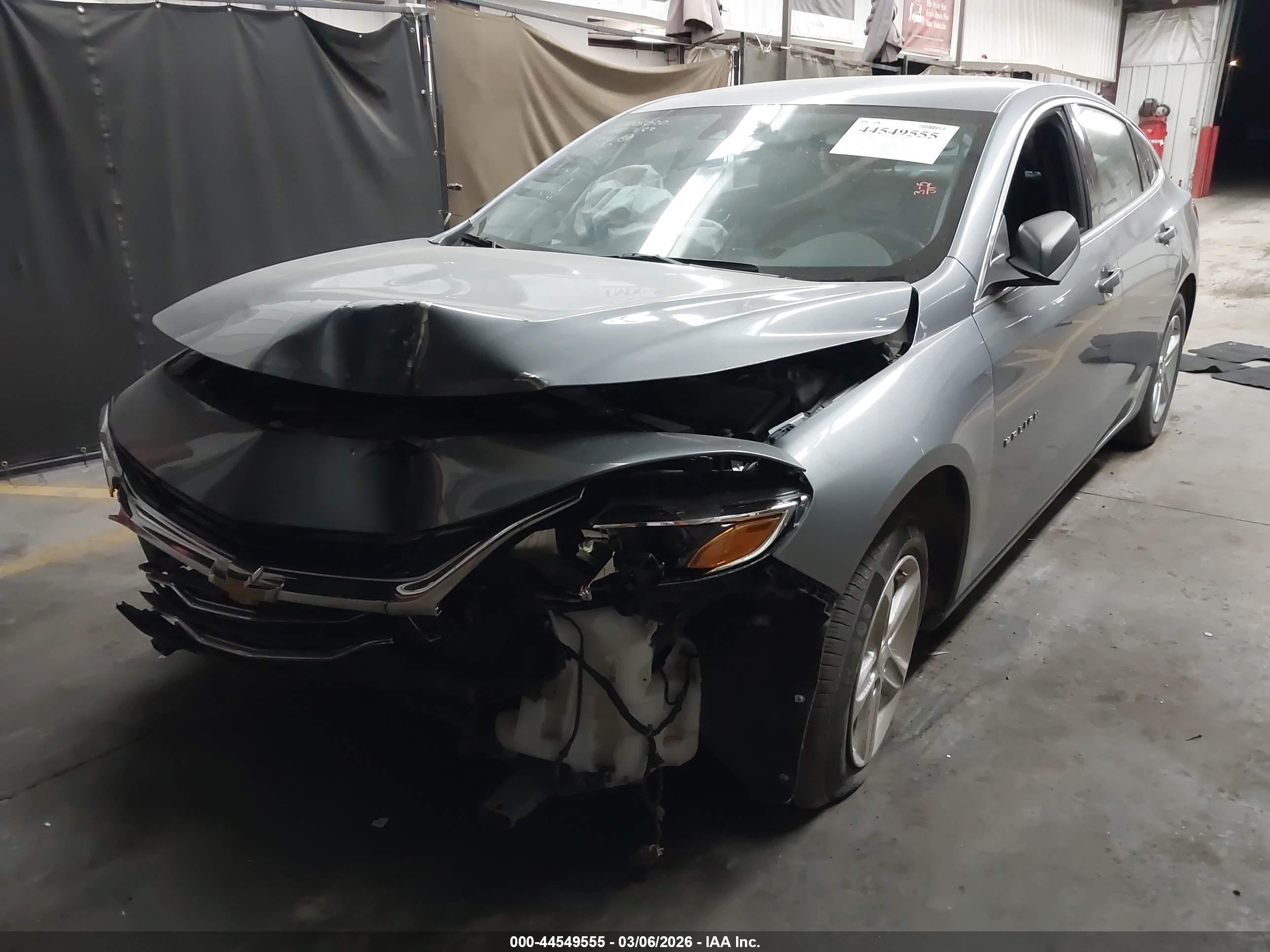 CHEVROLET MALIBU image 2