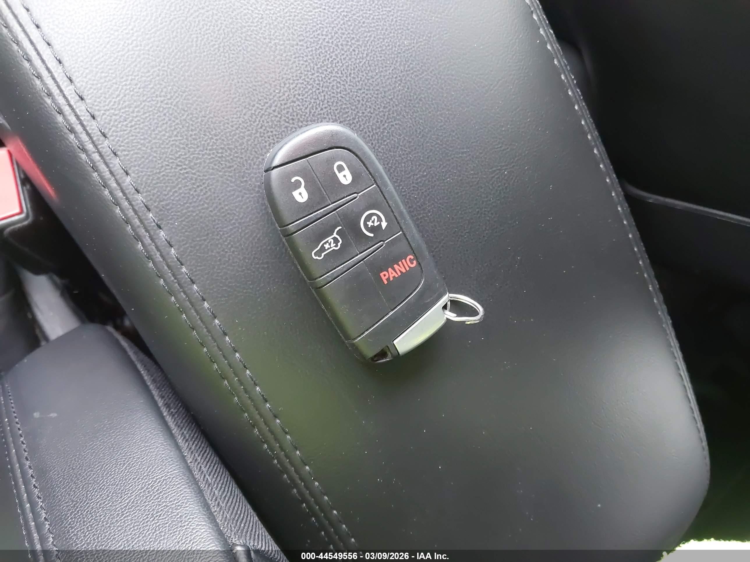 JEEP GRAND image 11
