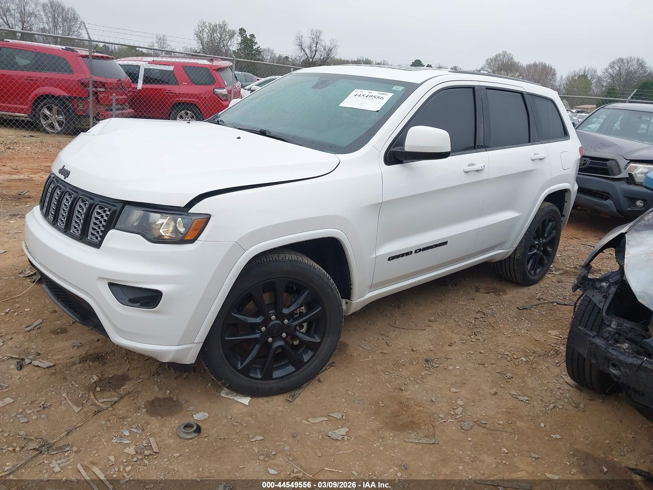 JEEP GRAND image 2