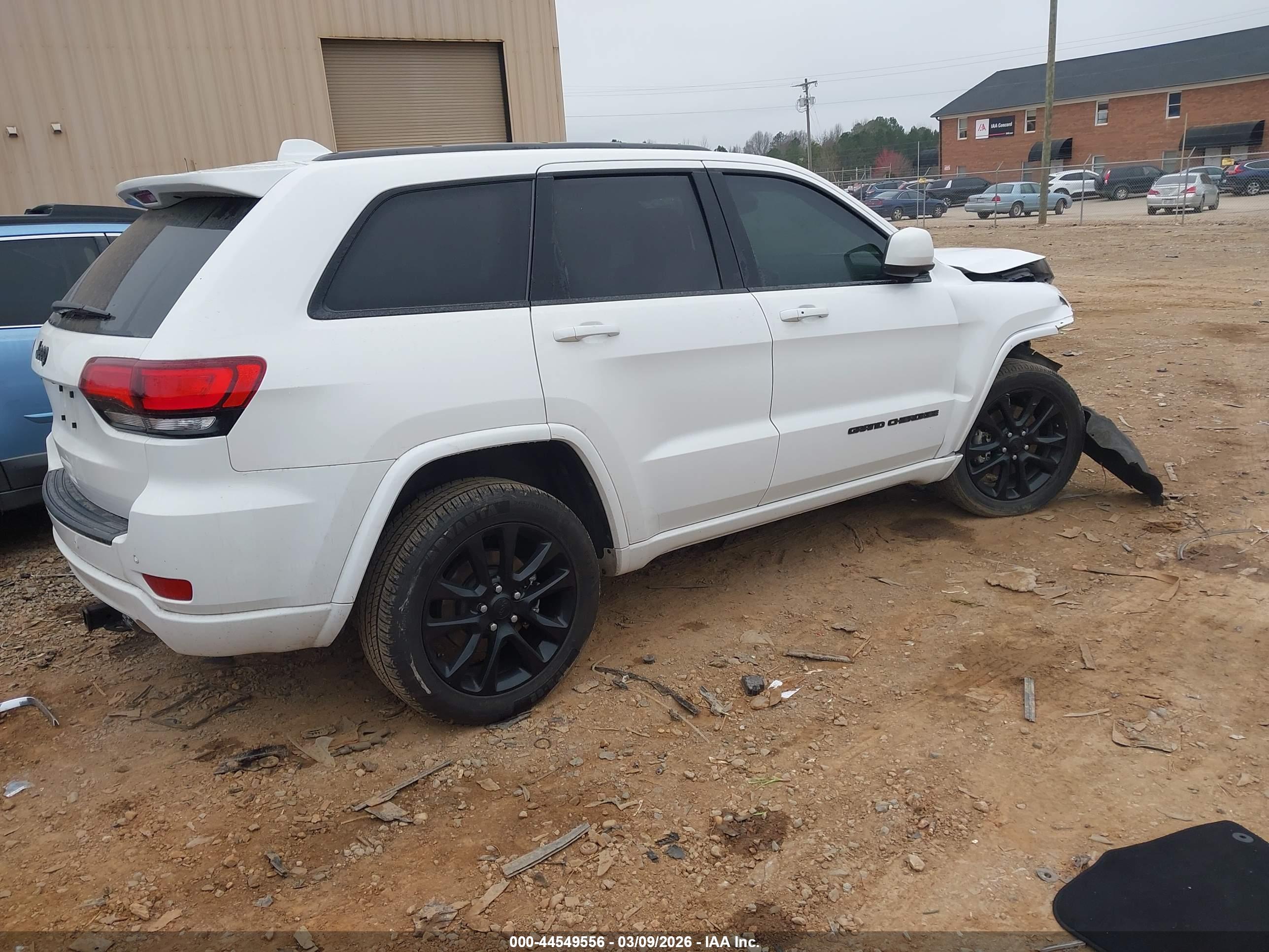 JEEP GRAND image 4