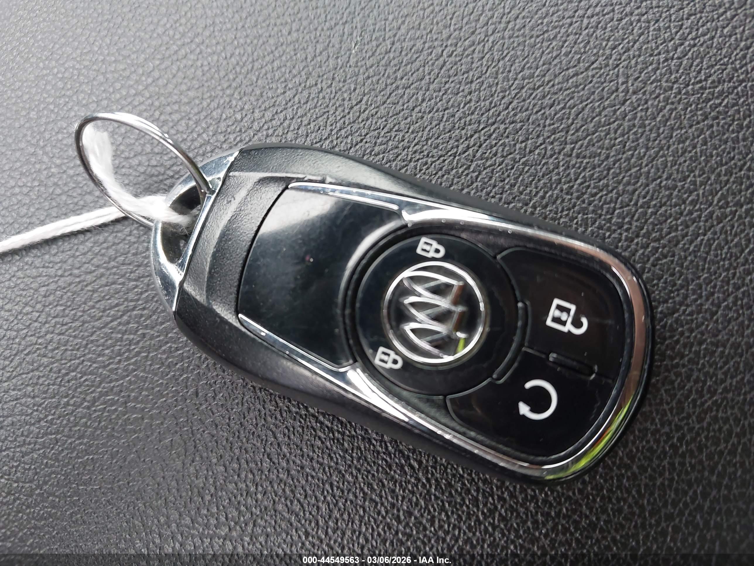 BUICK REGAL image 11