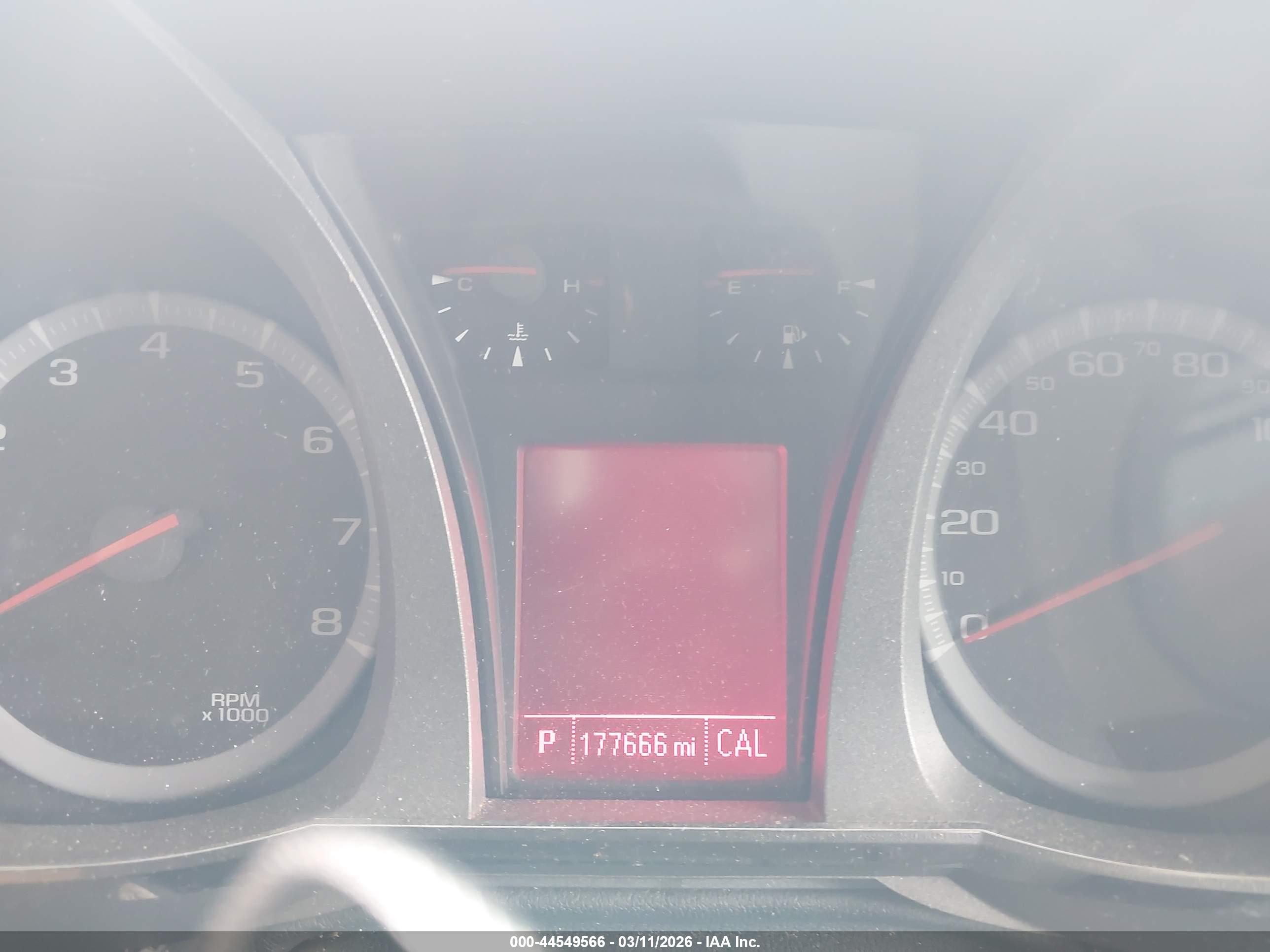 GMC TERRAIN image 7