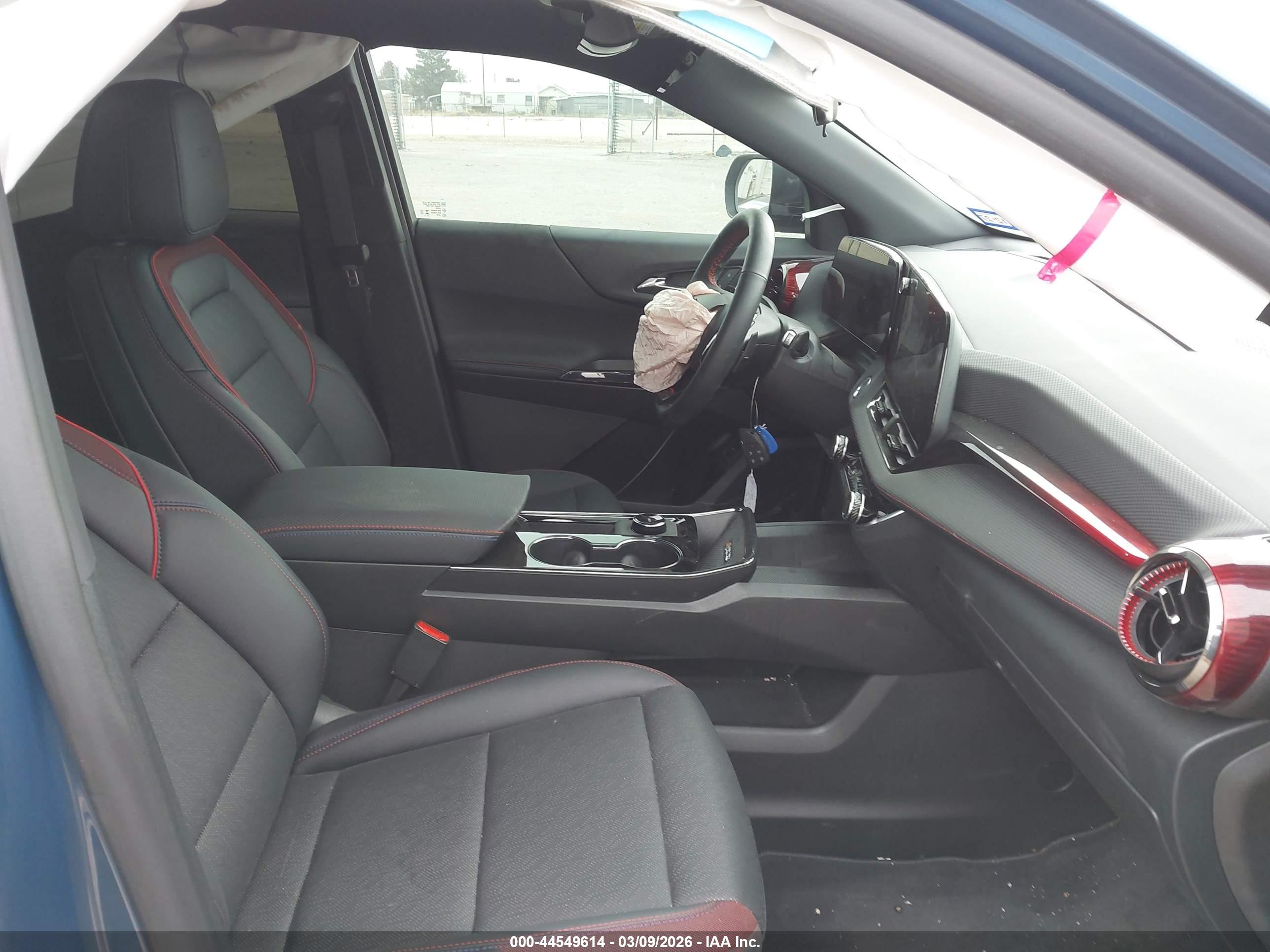 CHEVROLET EQUINOX image 5