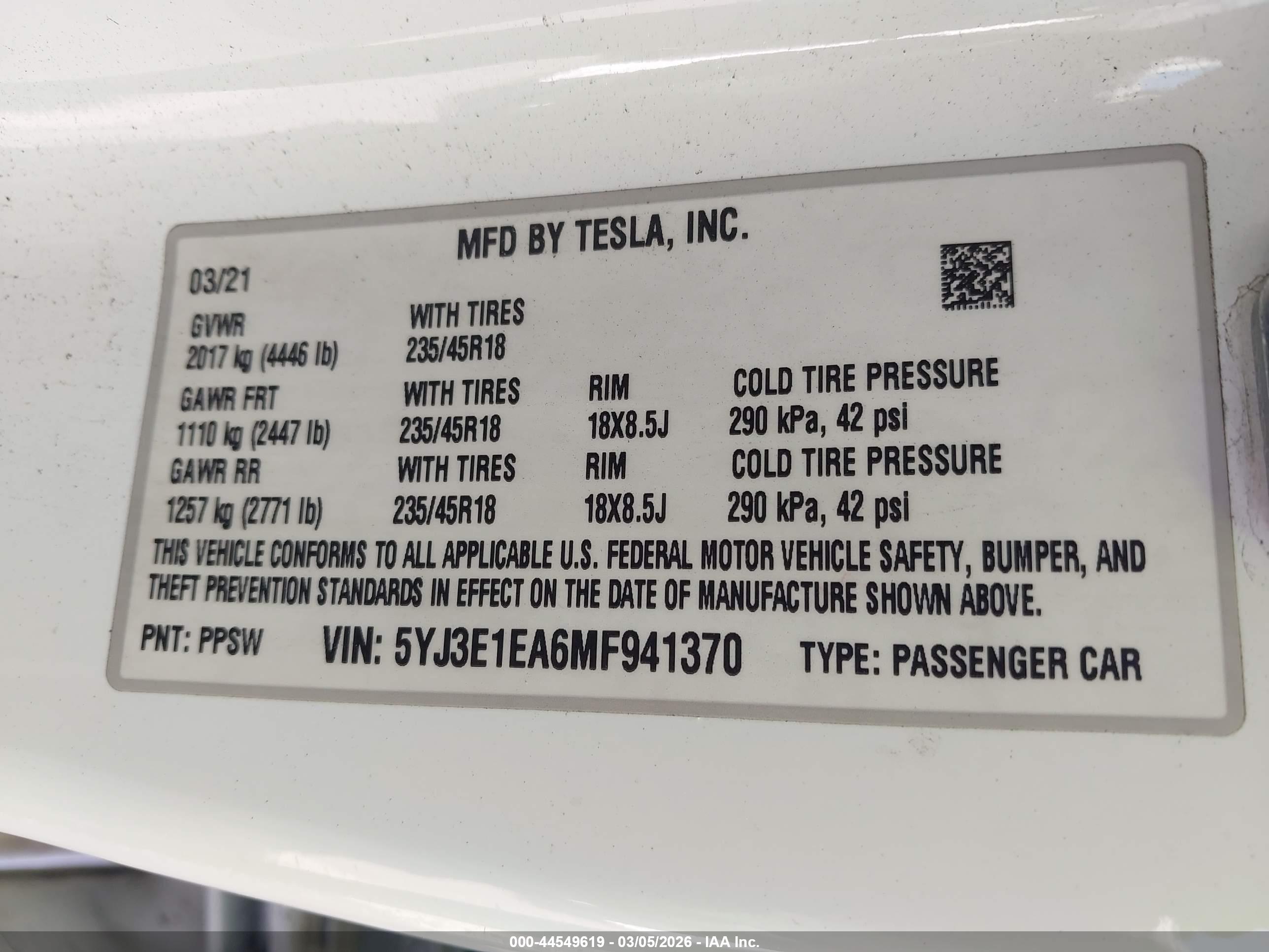 TESLA MODEL image 9