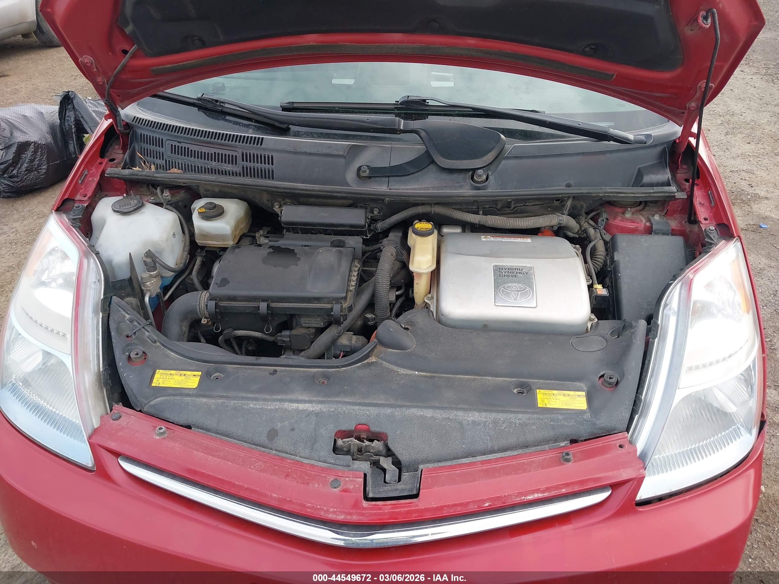 TOYOTA PRIUS image 10