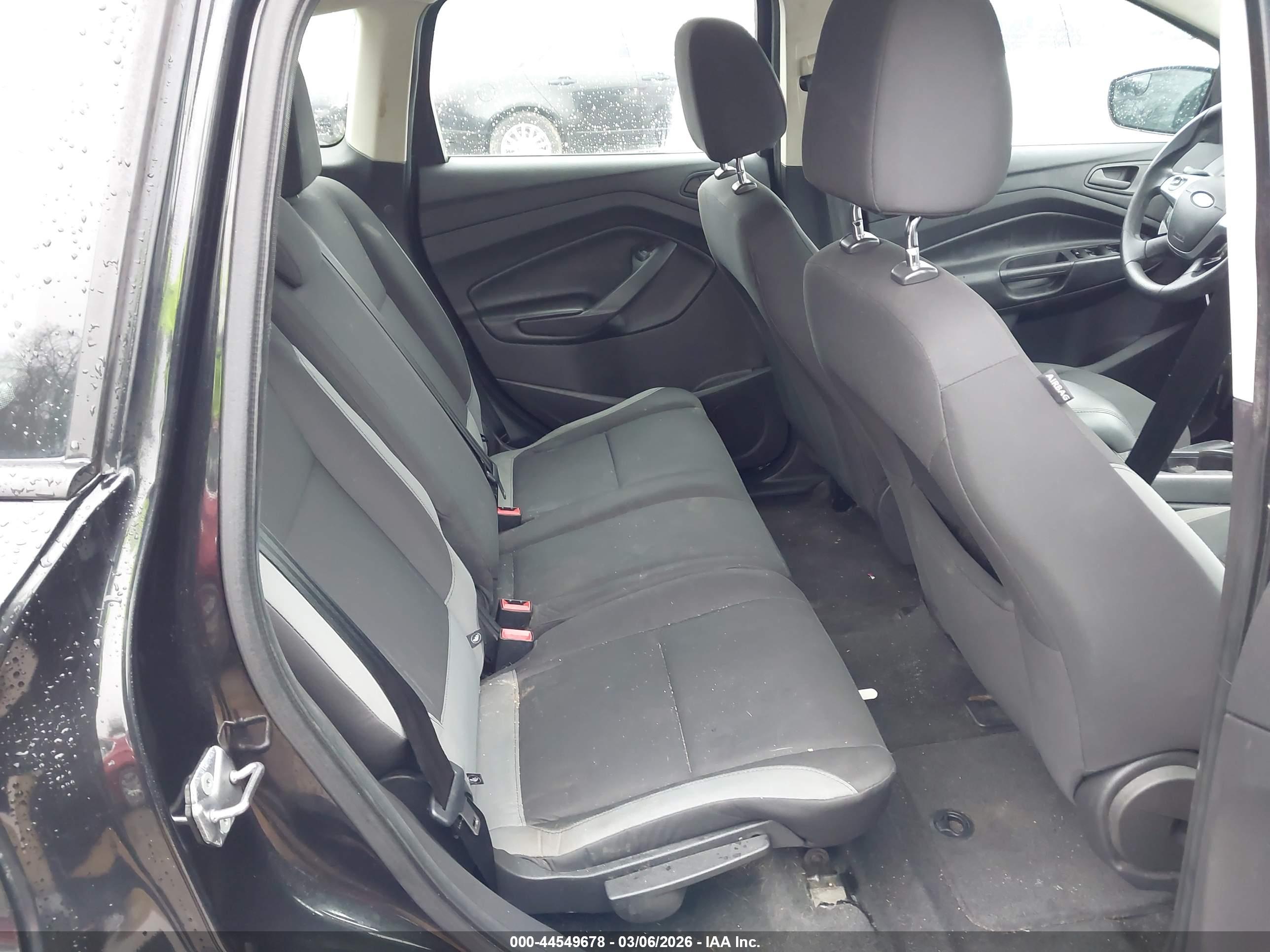 FORD ESCAPE image 8