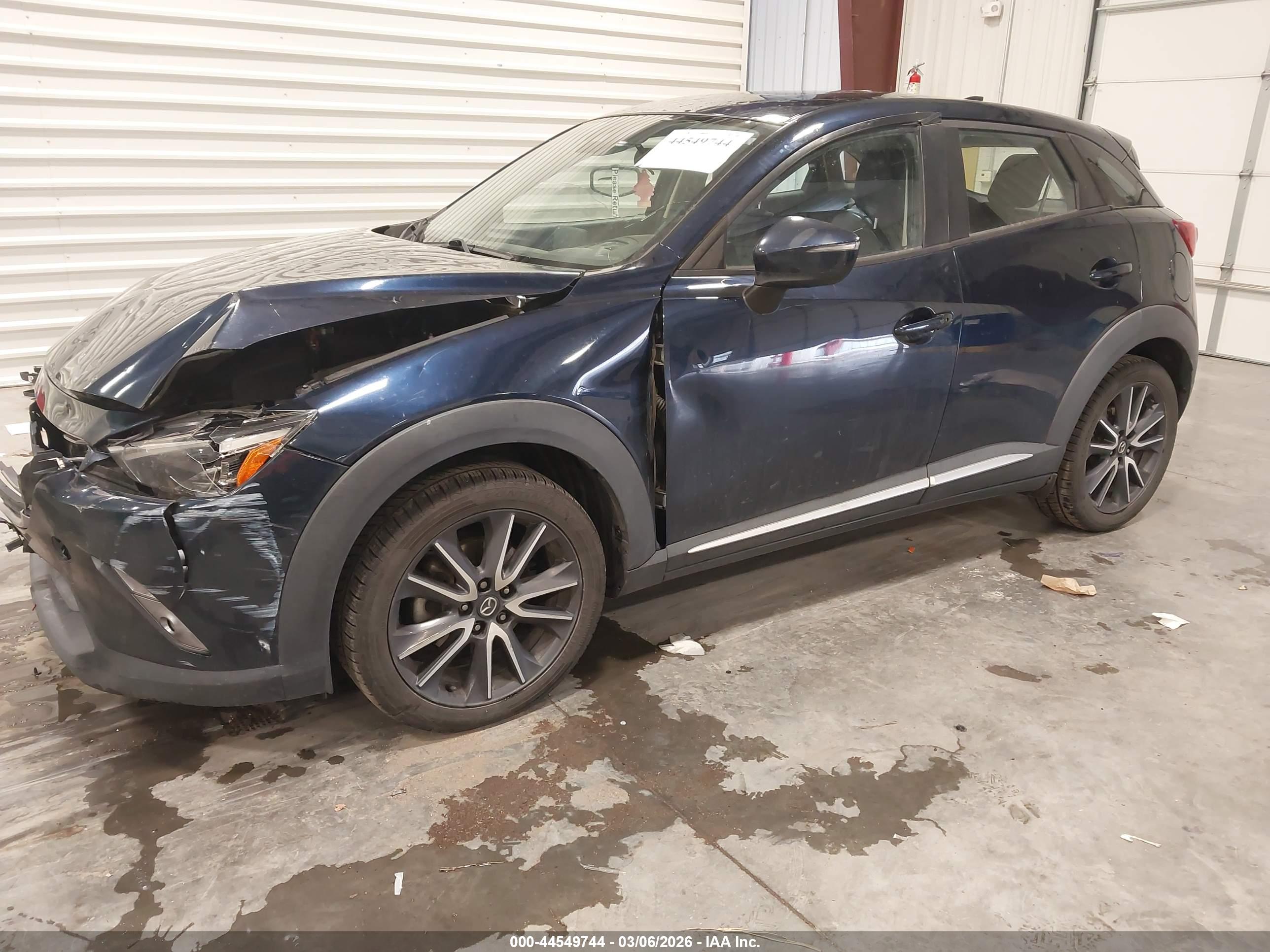MAZDA CX-3 image 2