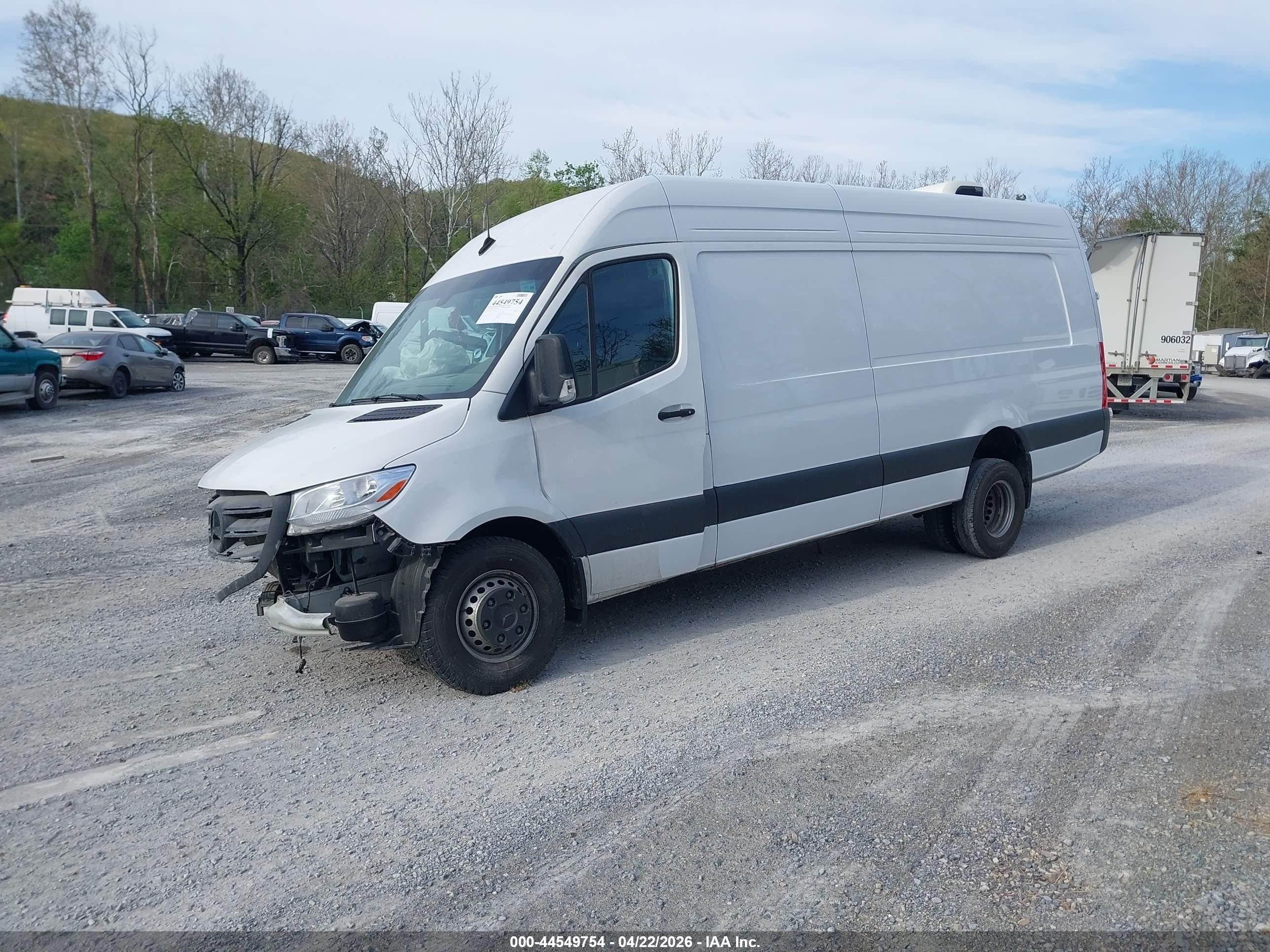 MERCEDES-BENZ SPRINTER image 2