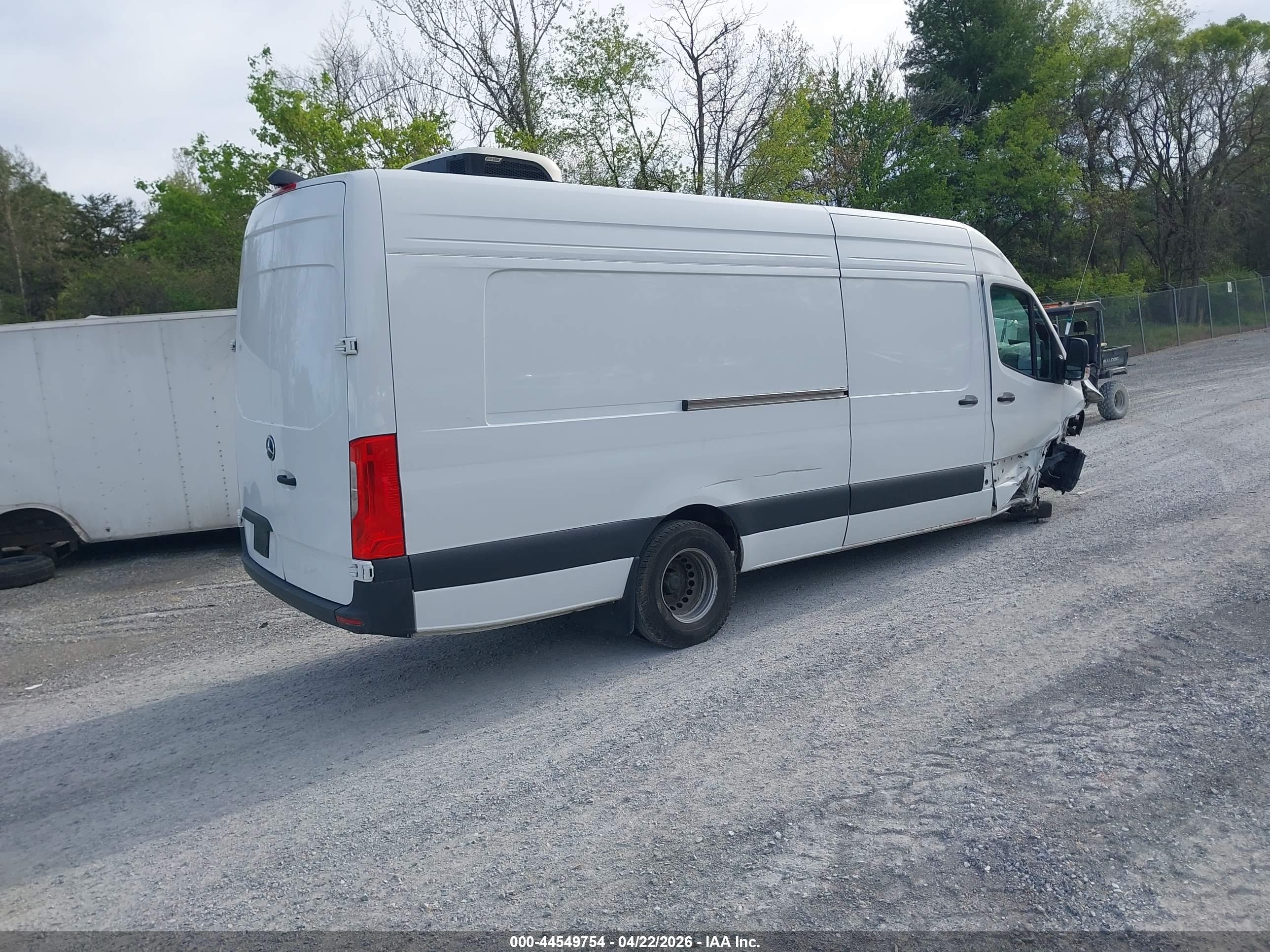 MERCEDES-BENZ SPRINTER image 4