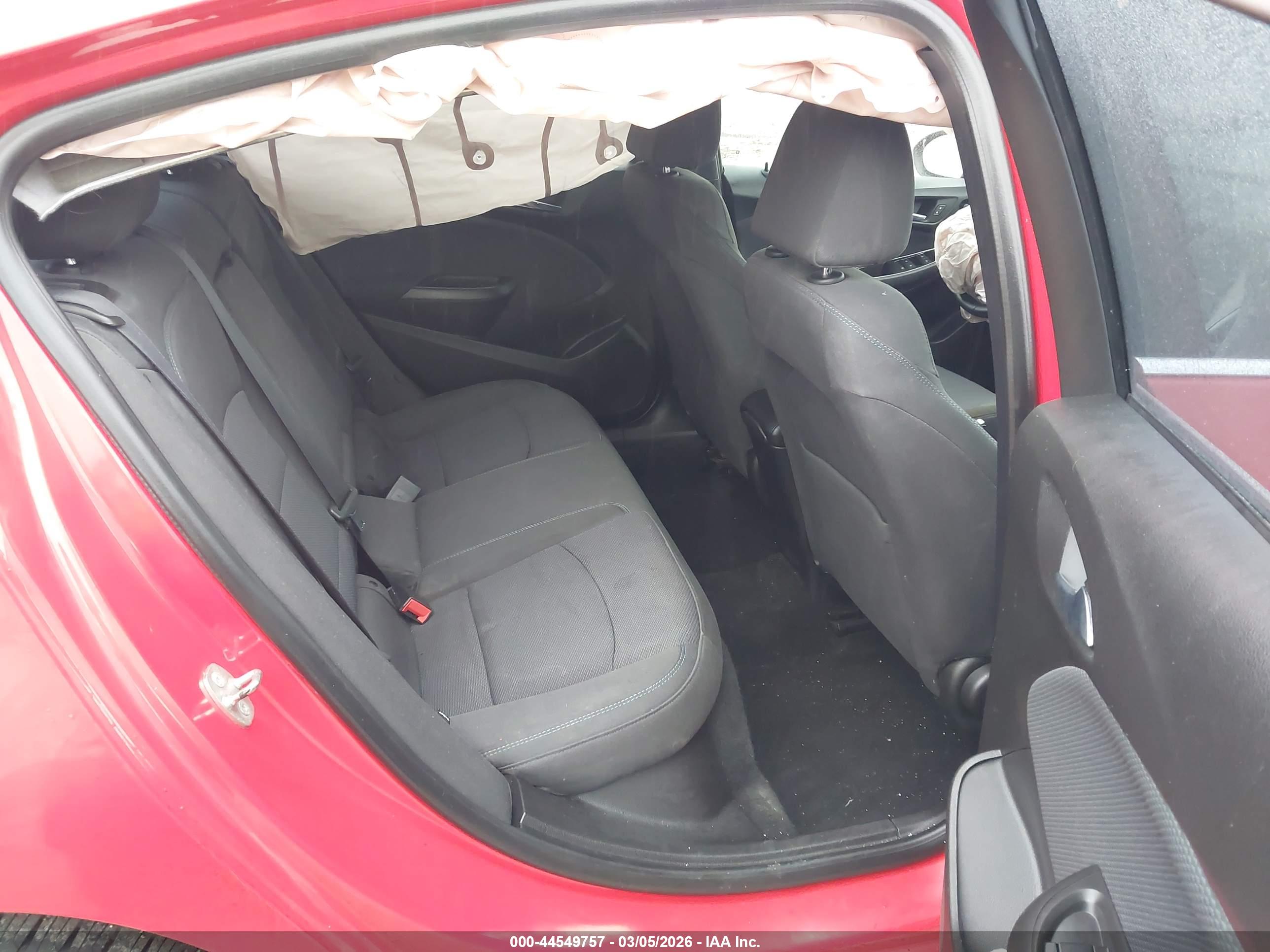 CHEVROLET CRUZE image 8